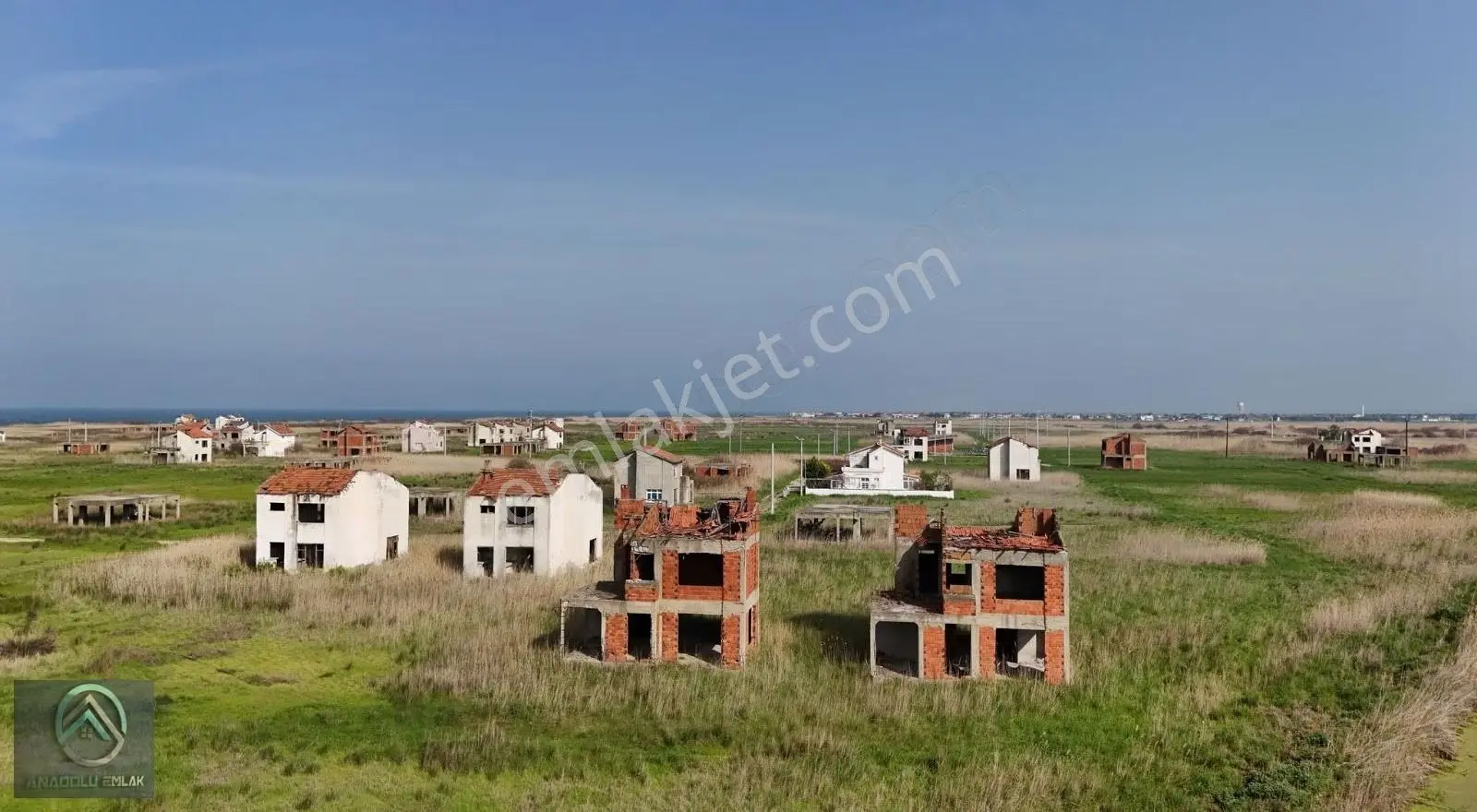 Çanakkale Biga Çeşmealtı Natamam Villa Ve Arsası