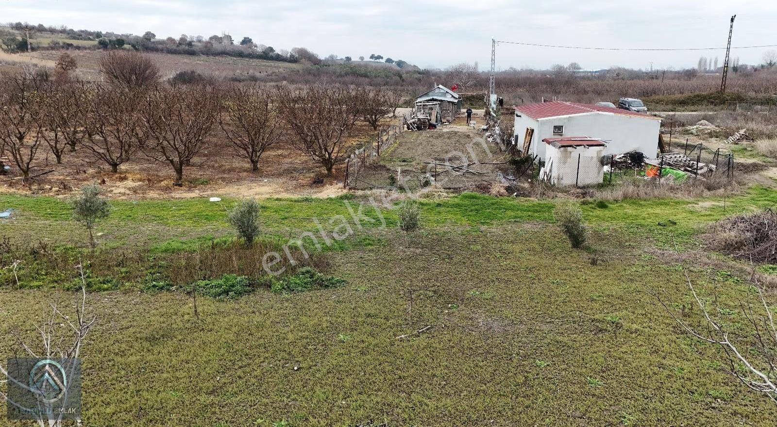 Çanakkale Merkez Yapıldak Köyü Elektrik Su Aboneliği Olan Tarla.