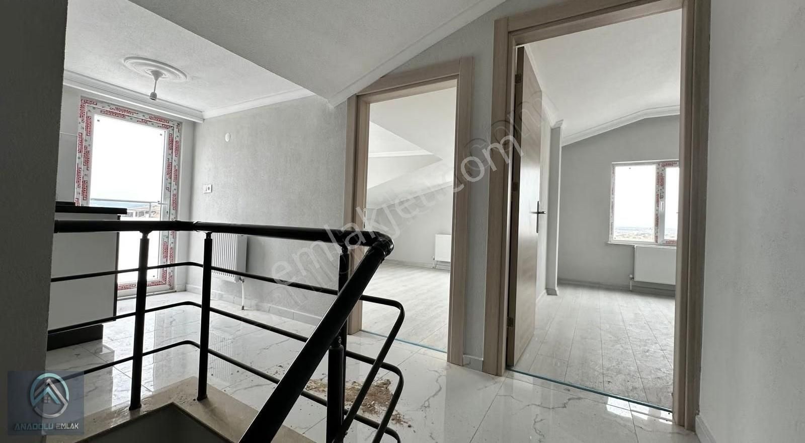 Çanakkale Kepez Boğaz Manzaralı 3+1 Dubleks Satılık Daire - Görsel 3