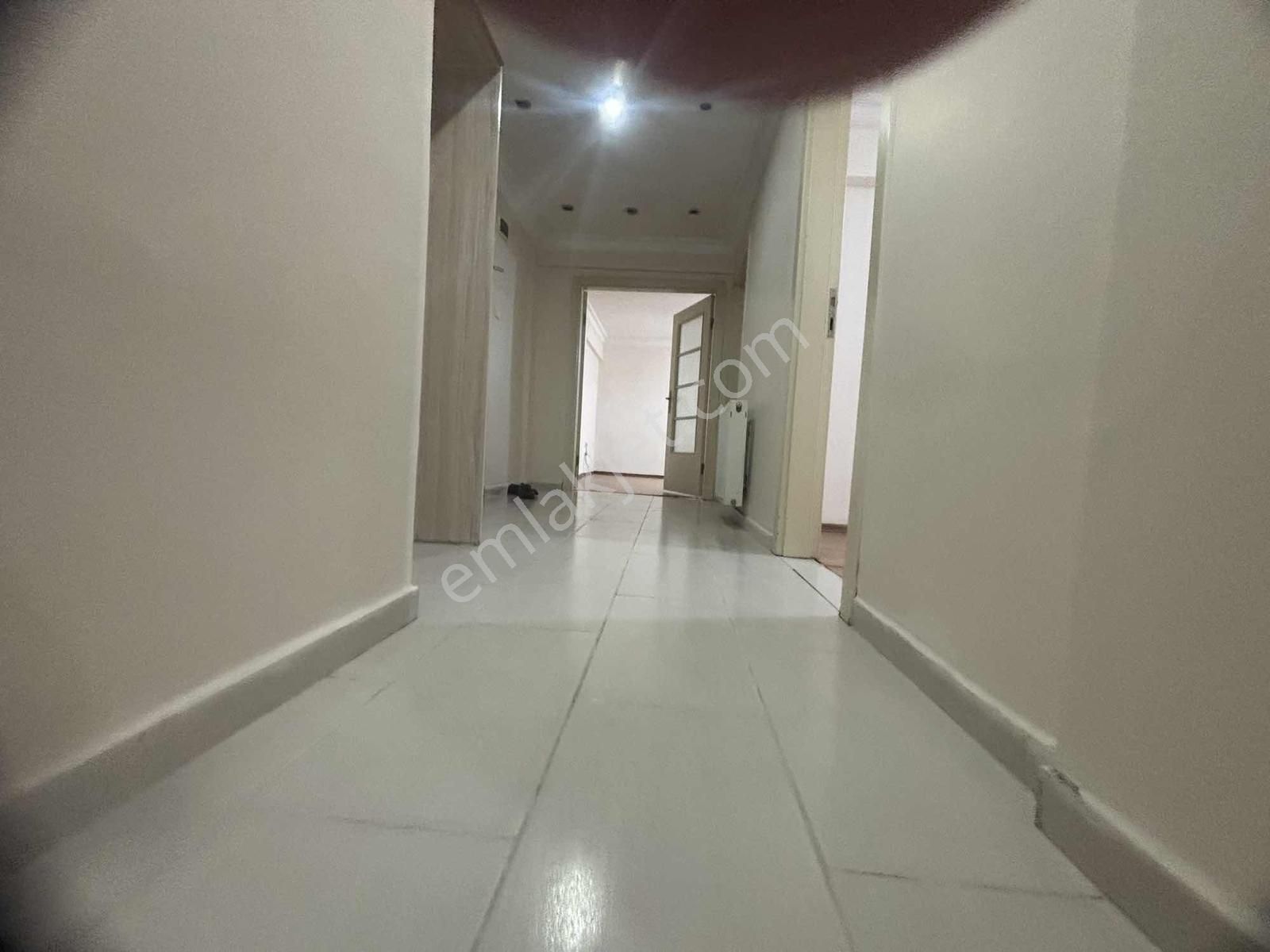 Kuttaş'tn Bahçelide Kot 1 De İçi Yapılı 2+1 Metro Yakını Daire - Görsel 21