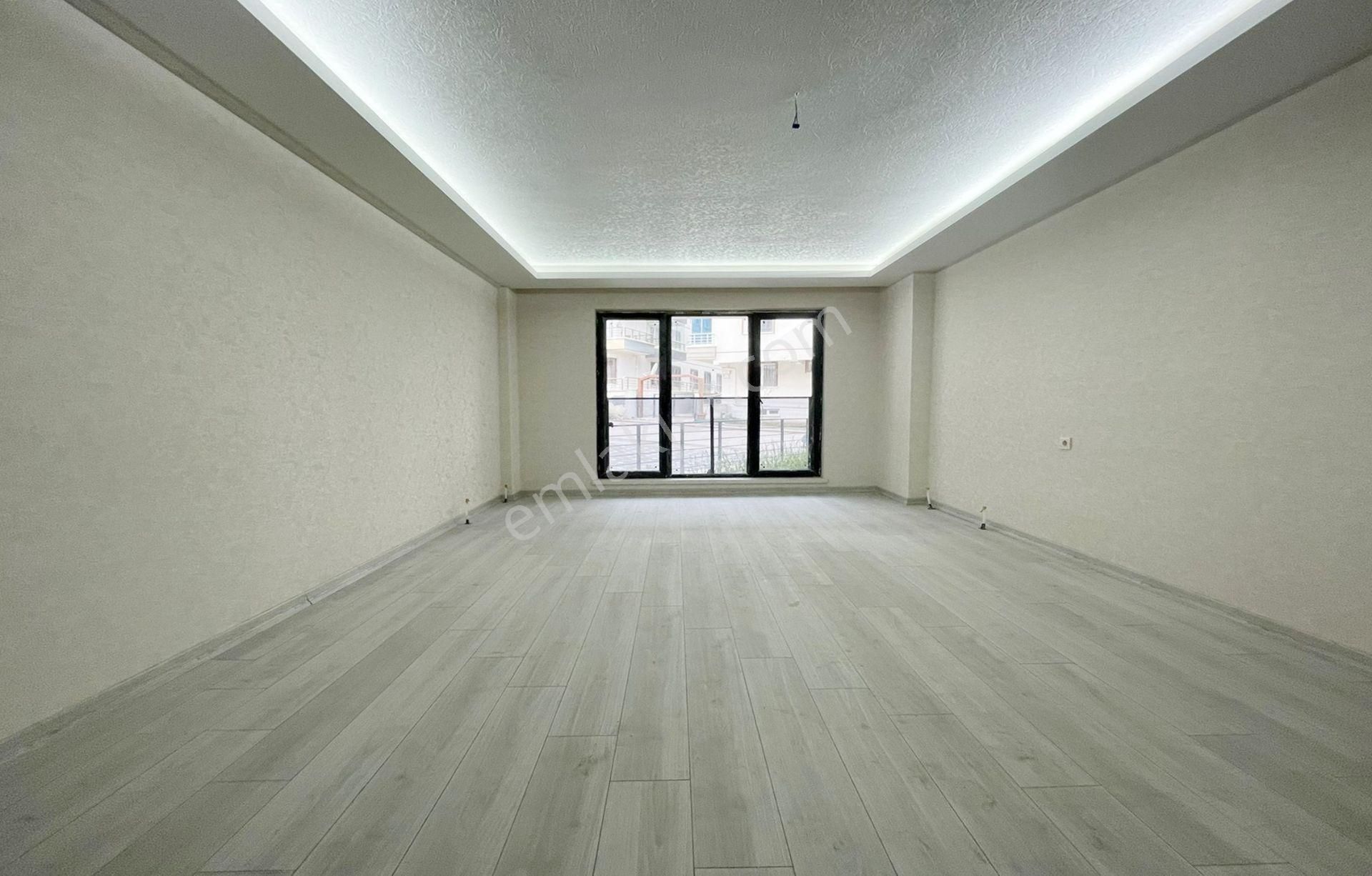 **karakaya`da 4+1 Giriş Ebeveyn Banyolu Fırsat Dairesi**