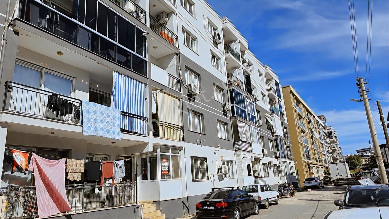 Fms Gayrimenkulden Menemende 3+1 Kiralık Daire İzbana 350 Mt - Görsel 2