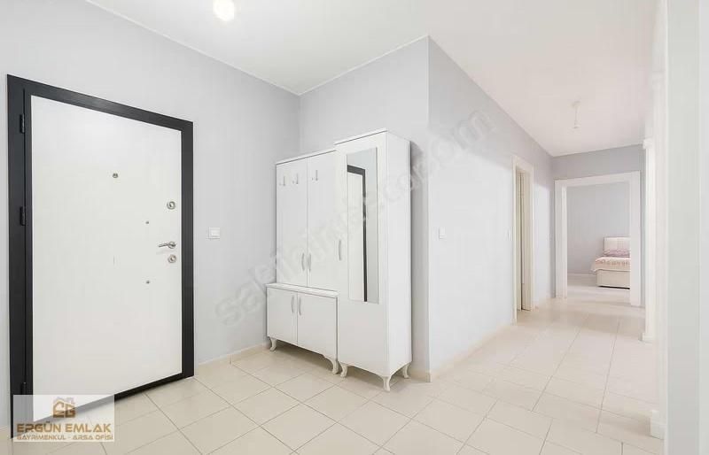 Metrobüse E-5 Yakın 2+1 Ebeveyn Banyolu Site İçi Daire - Görsel 15