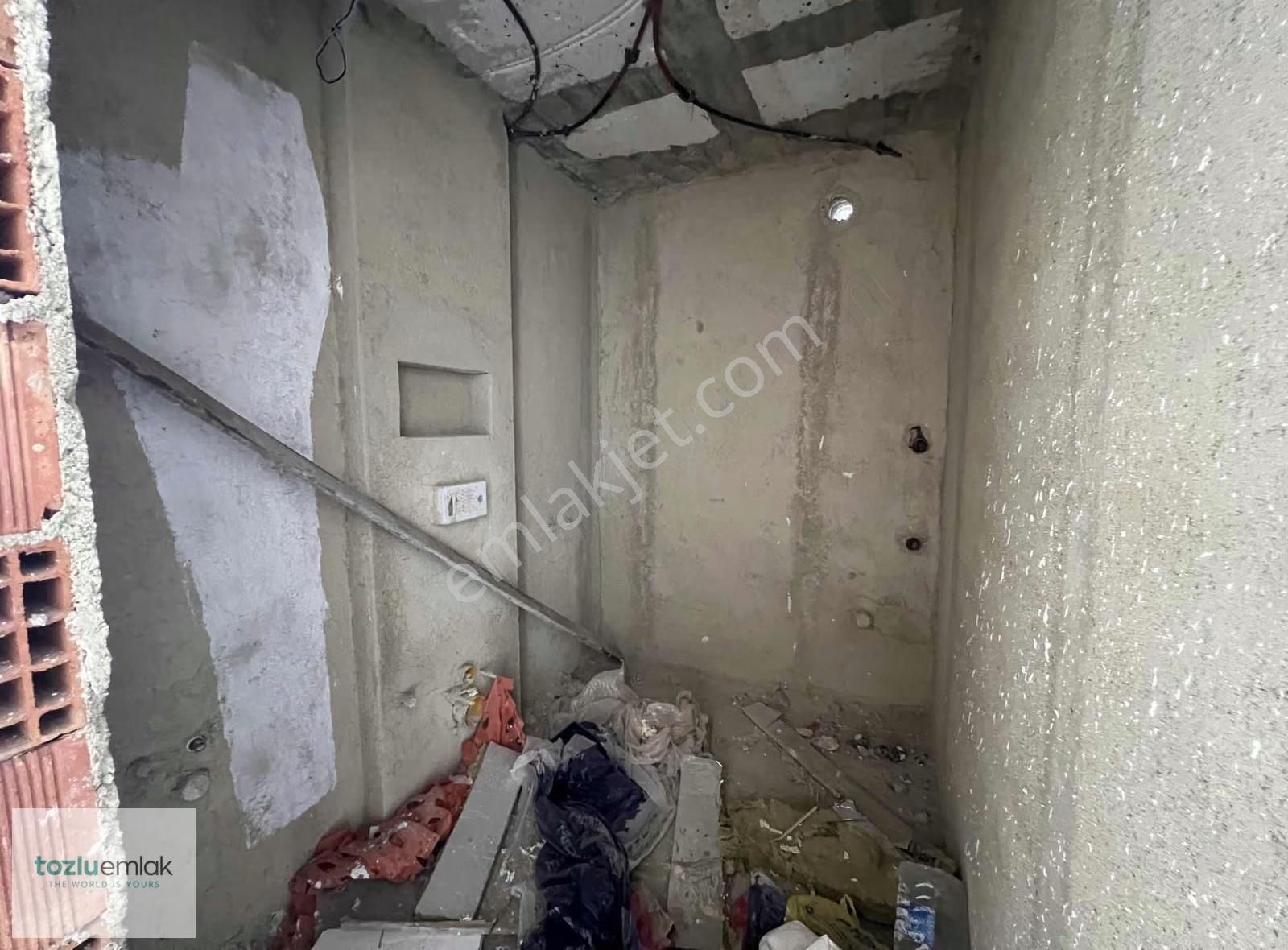 Tozluemlaktan | Anayola,tramvaya Cephe 1+1 Seçenekleri - Görsel 3