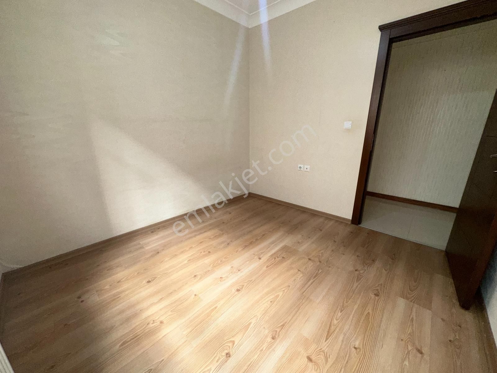 Turyap'tan Bağlarbaşı Mah 431 Cad 3+1 110m2 12 Yıllık Bina - Görsel 29