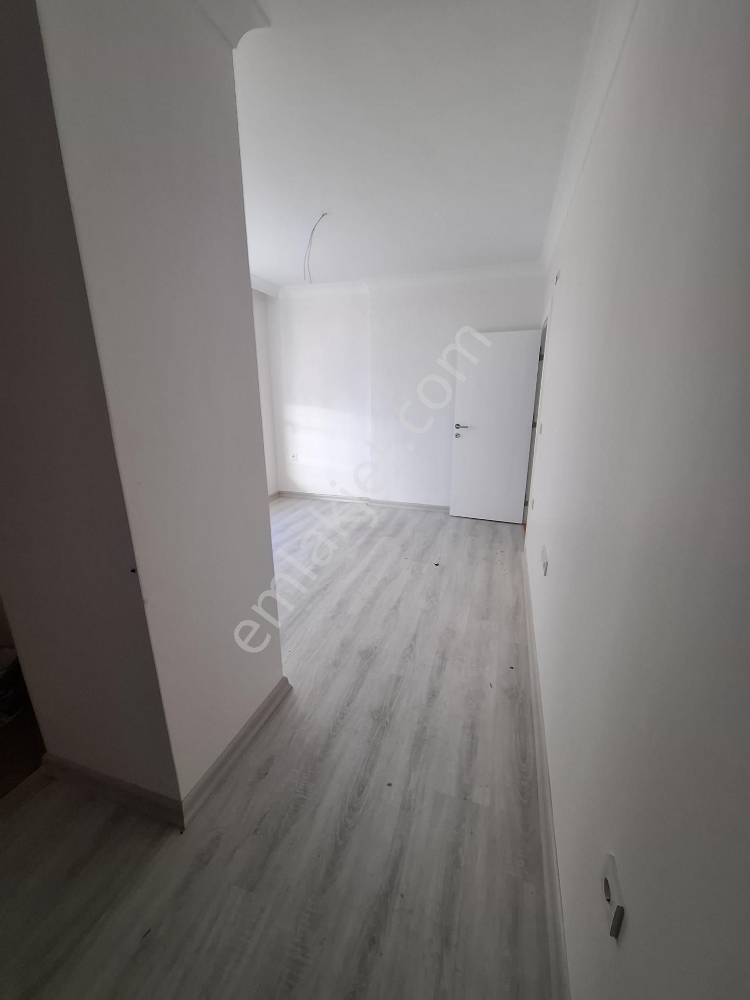 Bahçelievler Aka Koleji Sokağı 2+1 Yeni Bina Satılık Daire - Görsel 13