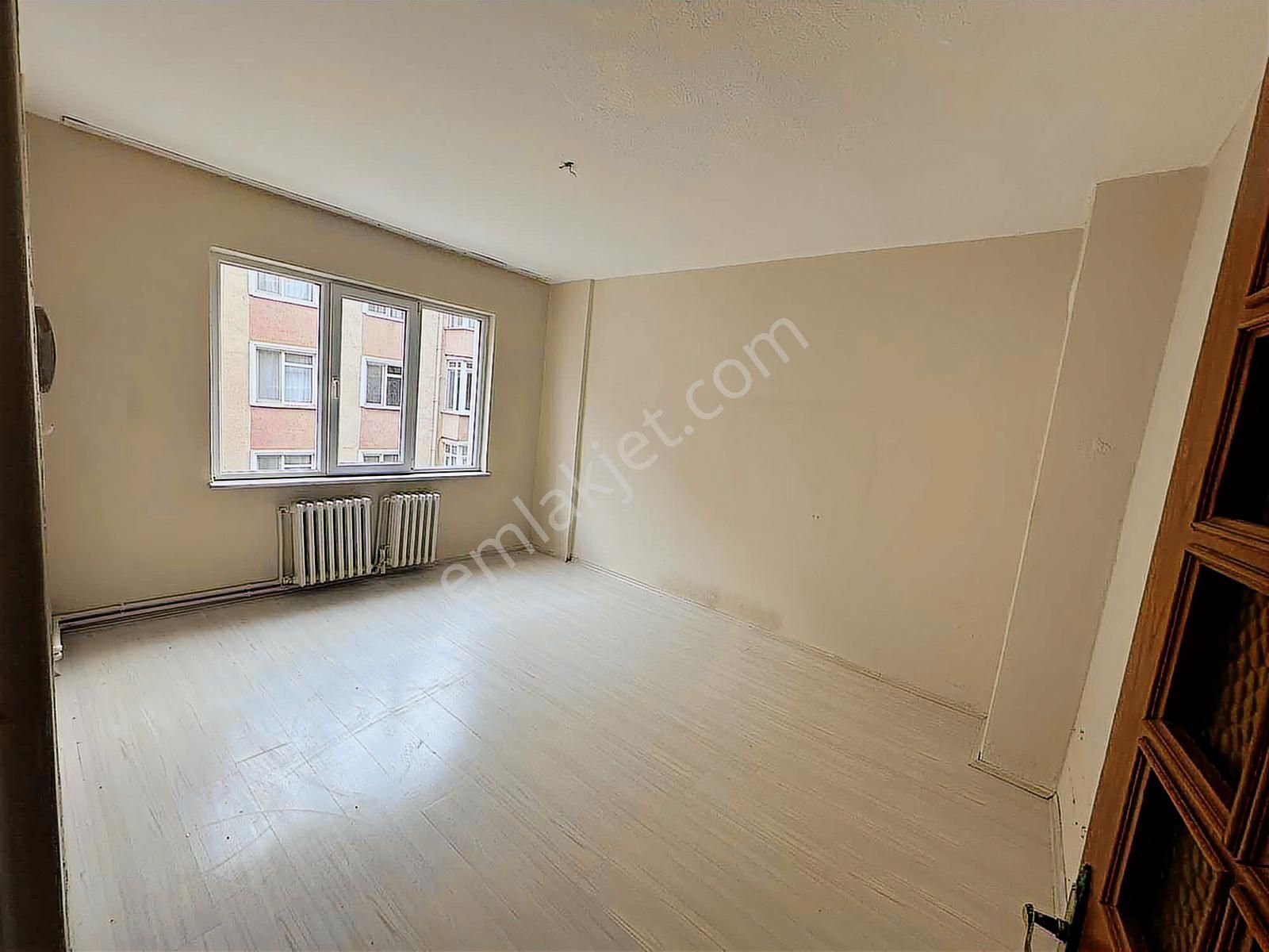 Kütahya Alipaşa Mahallesinde 3+1 Arakat Satılık Daire - Görsel 8