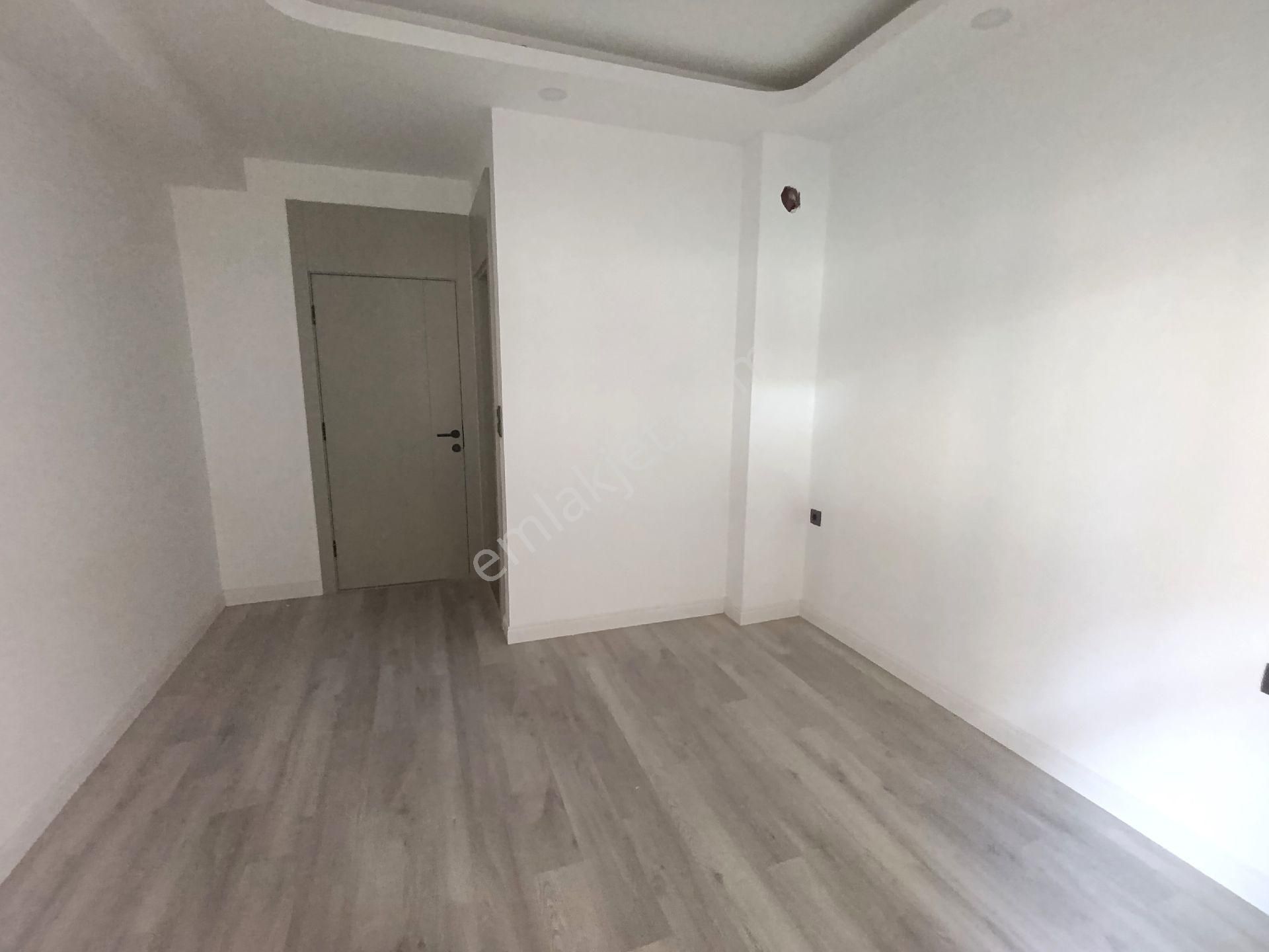 Konyaaltı Caddesine Yakın , Sıfır , Katta 2+1 Satılık Daire - Görsel 5