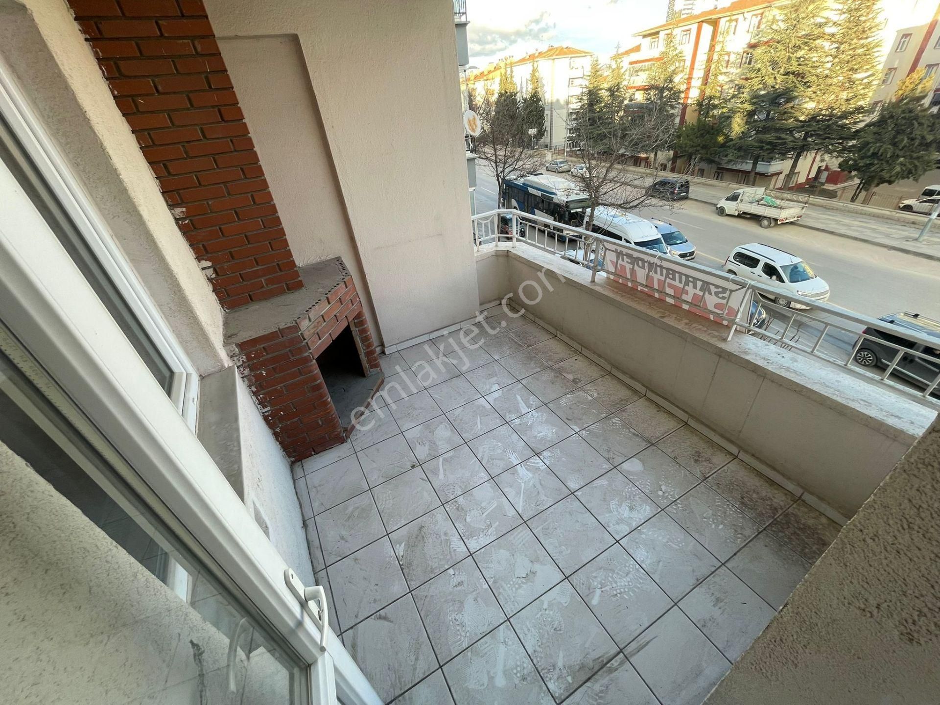 Pınarbaşı Mh De 3+1 Ara Katta Ön Cephe Daire - Görsel 30