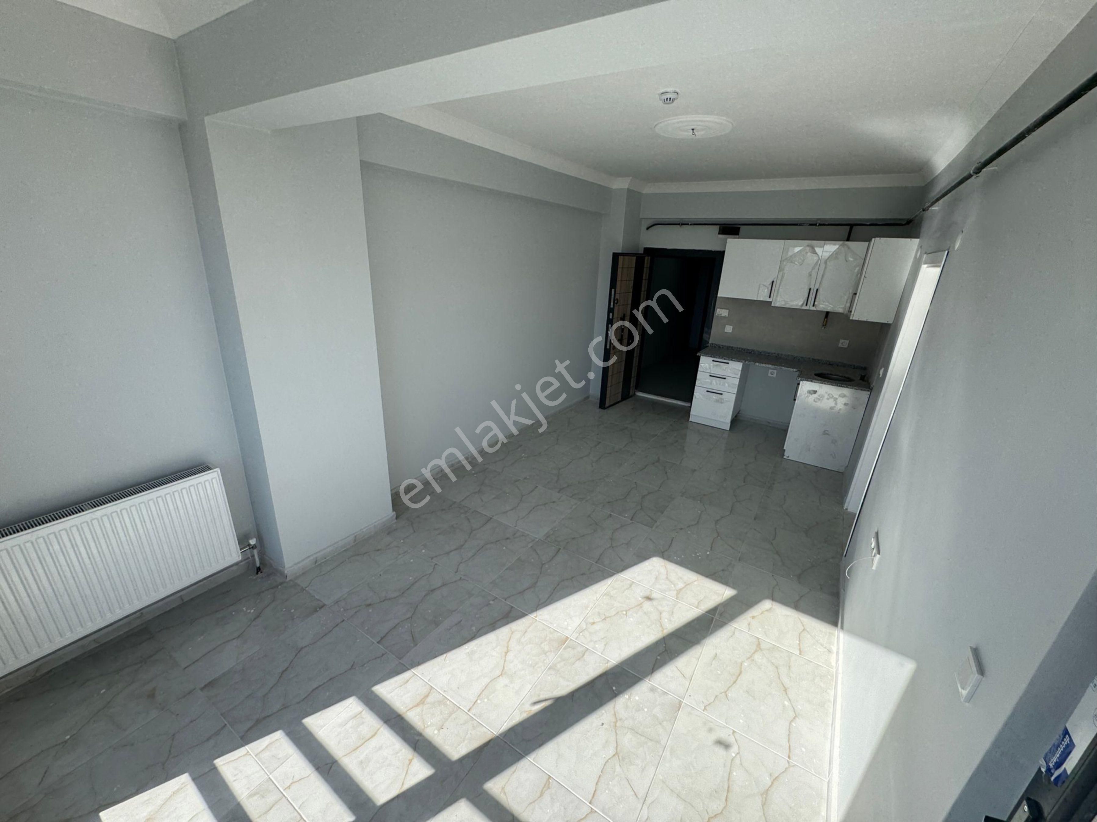 Ak Auto Gayrimenkul'dan Atatürk Mahallesi Kiralık 1+1 Ofis Büro - Görsel 13