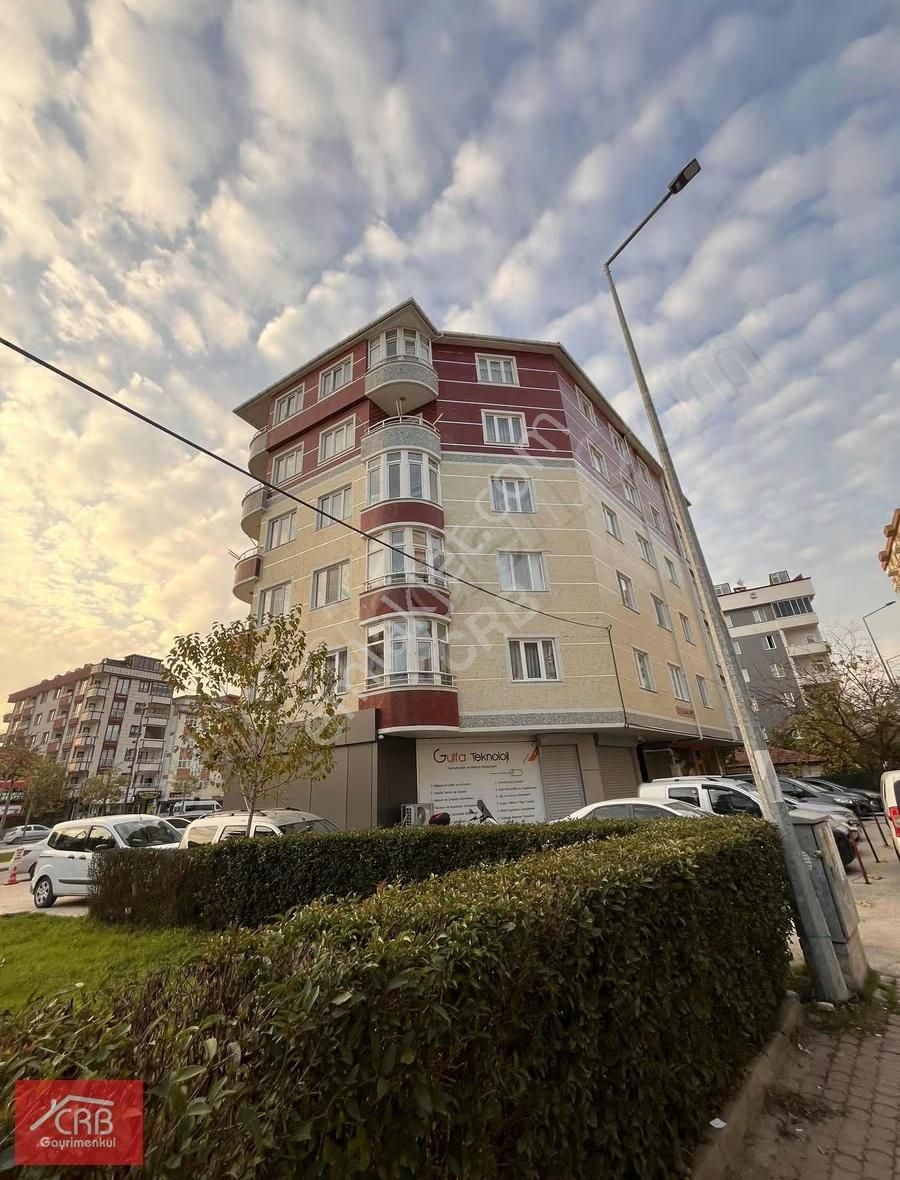 Çarşıda 3+1 Harika Konumda Daire!