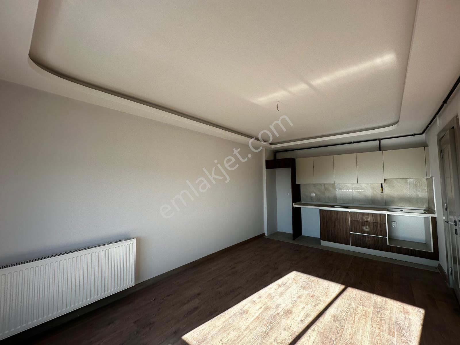 Kuşadası Kadınlar Denizi Bölgesi Plaja 5 Dakika Yürüme Mesafesinde Sıfır 1+1 - Görsel 4