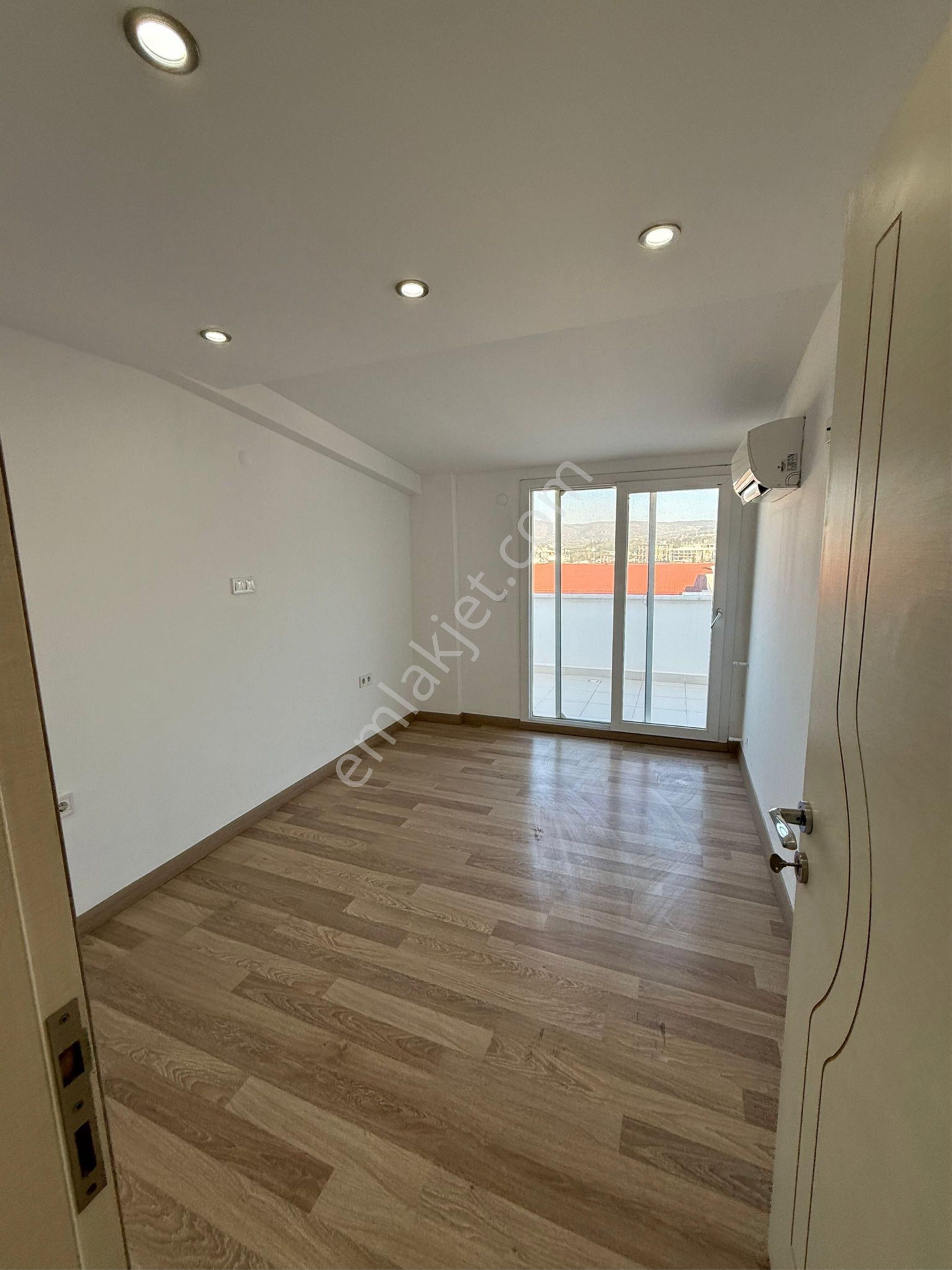 Full Deniz Manzaralı Çatı Dubleks 4₺1 Daire - Görsel 16