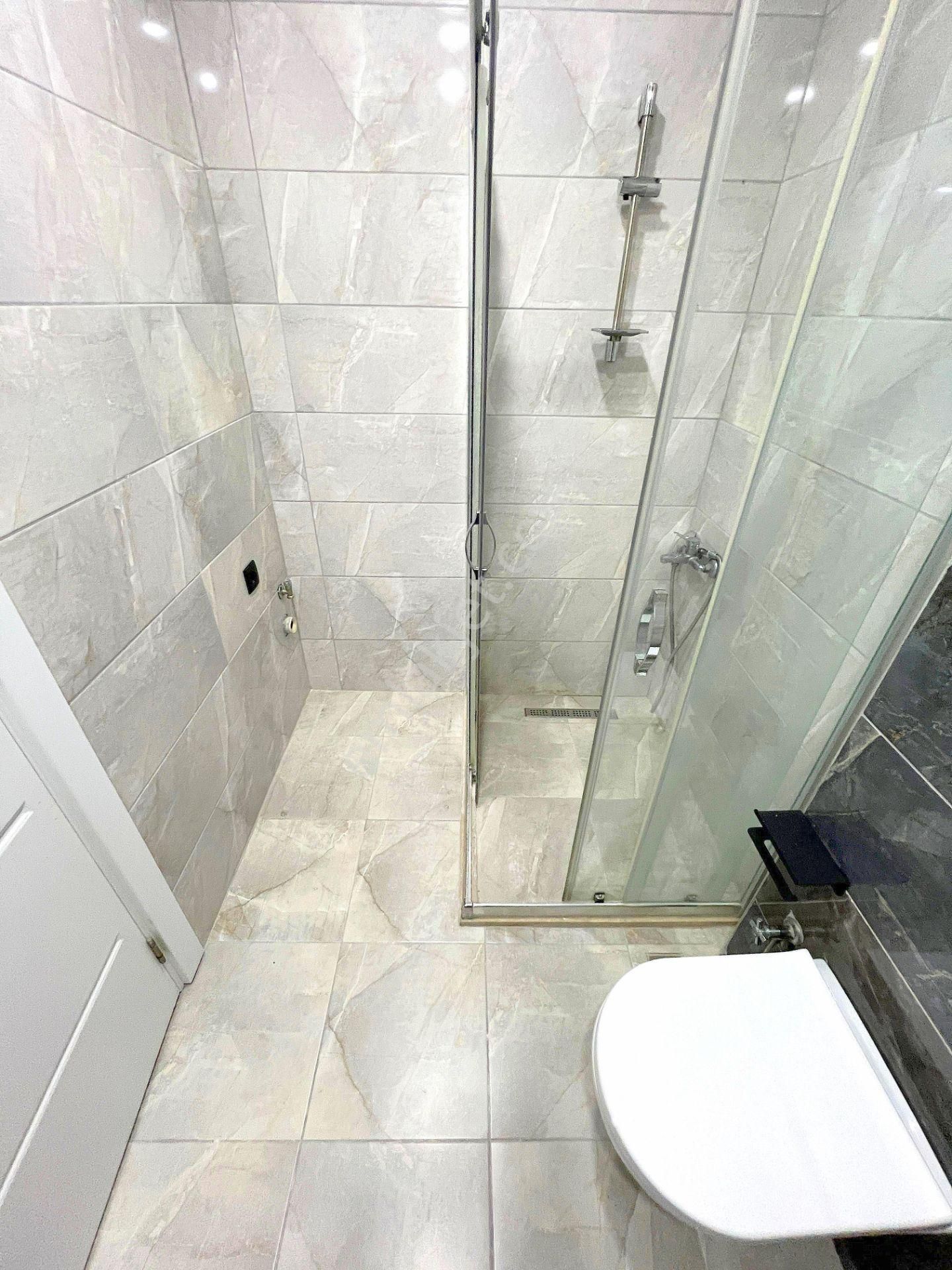 ▃birikim▃altıntepe Sahile Yakın 3 Yıllık Binada Balkonlu Lüx 2+1 - Görsel 28