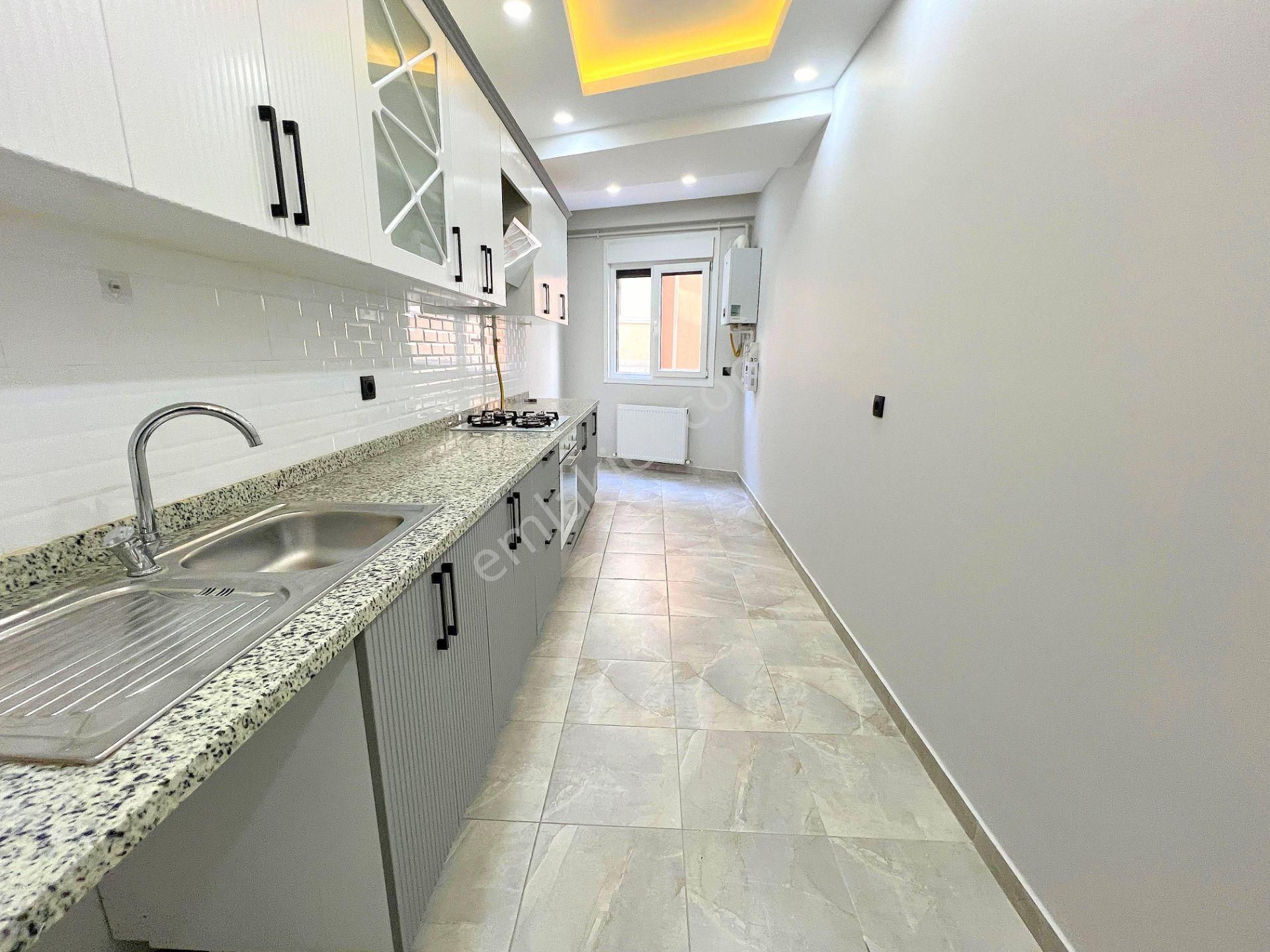 ▃birikim▃altıntepe Sahile Yakın 3 Yıllık Binada Balkonlu Lüx 2+1 - Görsel 11