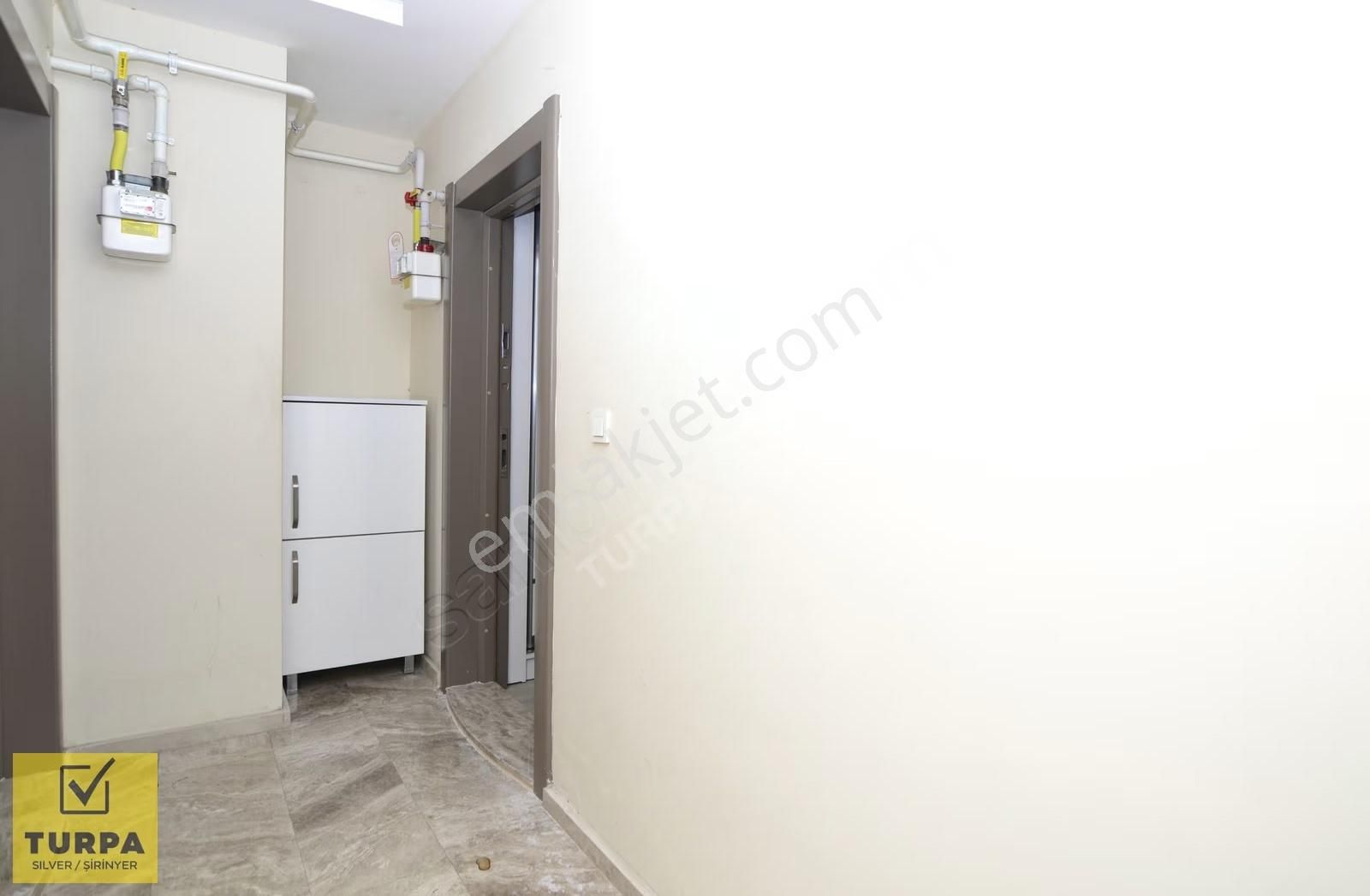 Turpa Sılverden Kiralık Geniş 1+1 Daire - Görsel 3