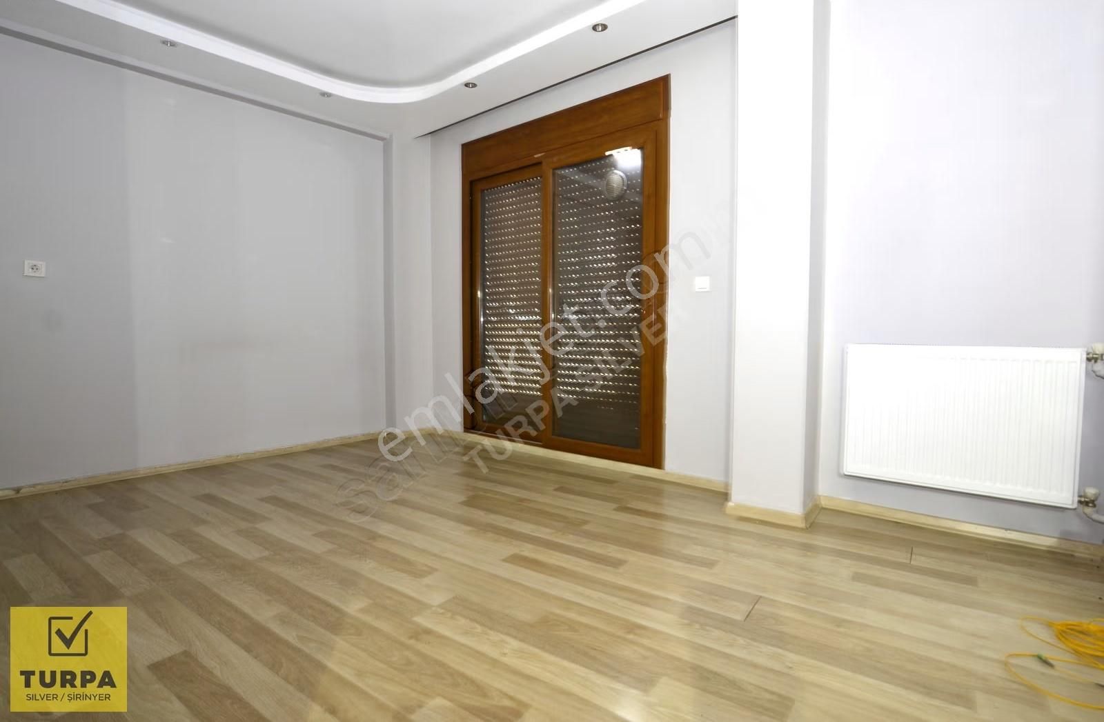 Turpa Sılverden Kiralık Geniş 1+1 Daire - Görsel 4
