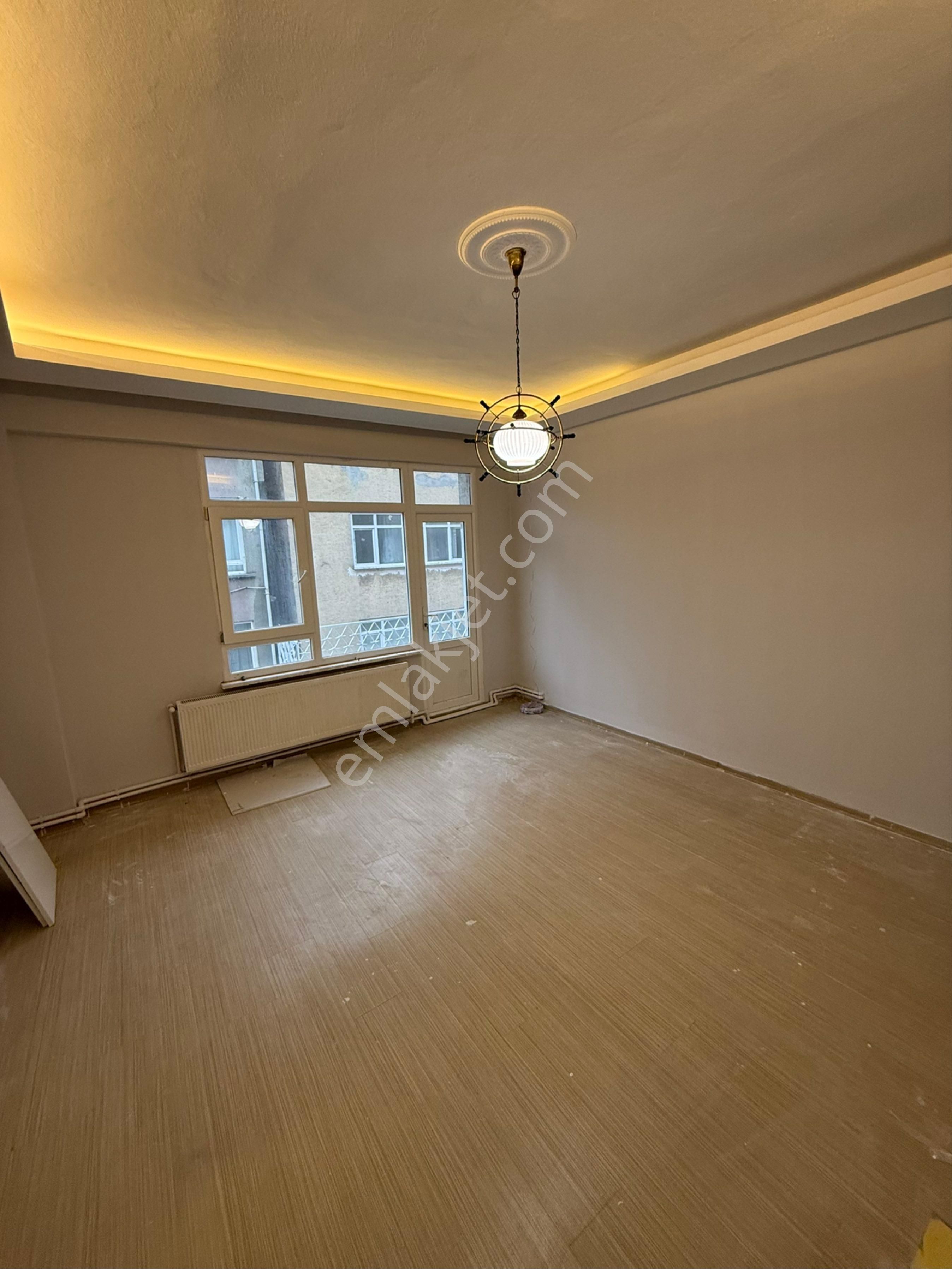 Hürriyet Mahallesinde İci Full Yapılı Satılık Daire - Görsel 12