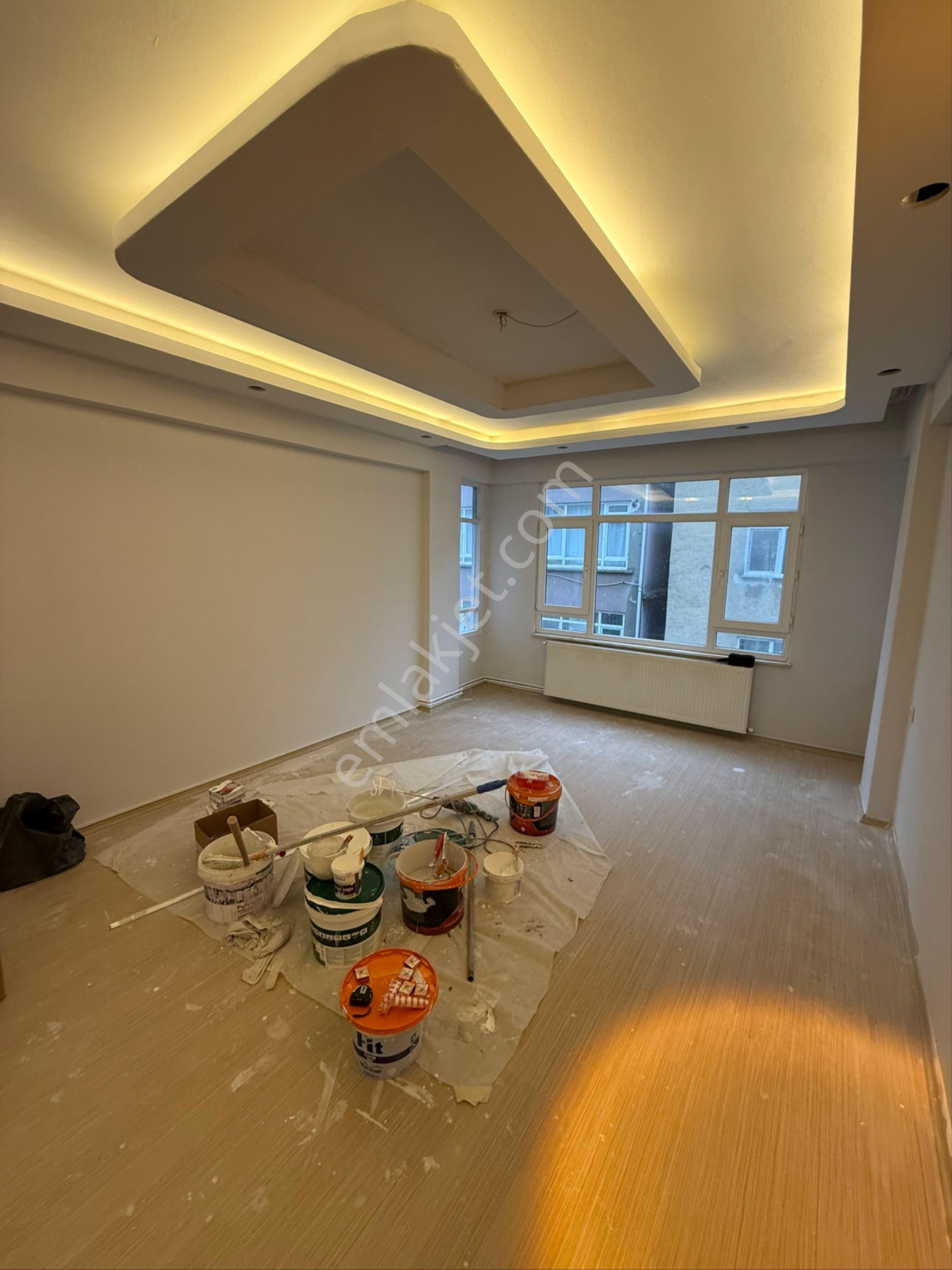 Hürriyet Mahallesinde İci Full Yapılı Satılık Daire - Görsel 4