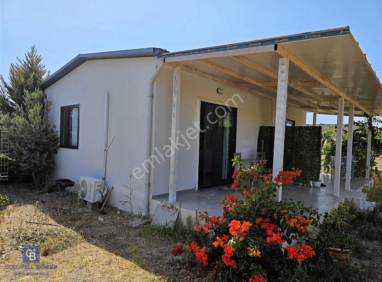 Çeşme Ovacıkta Kiralık 1+1 Çiftlik Evi