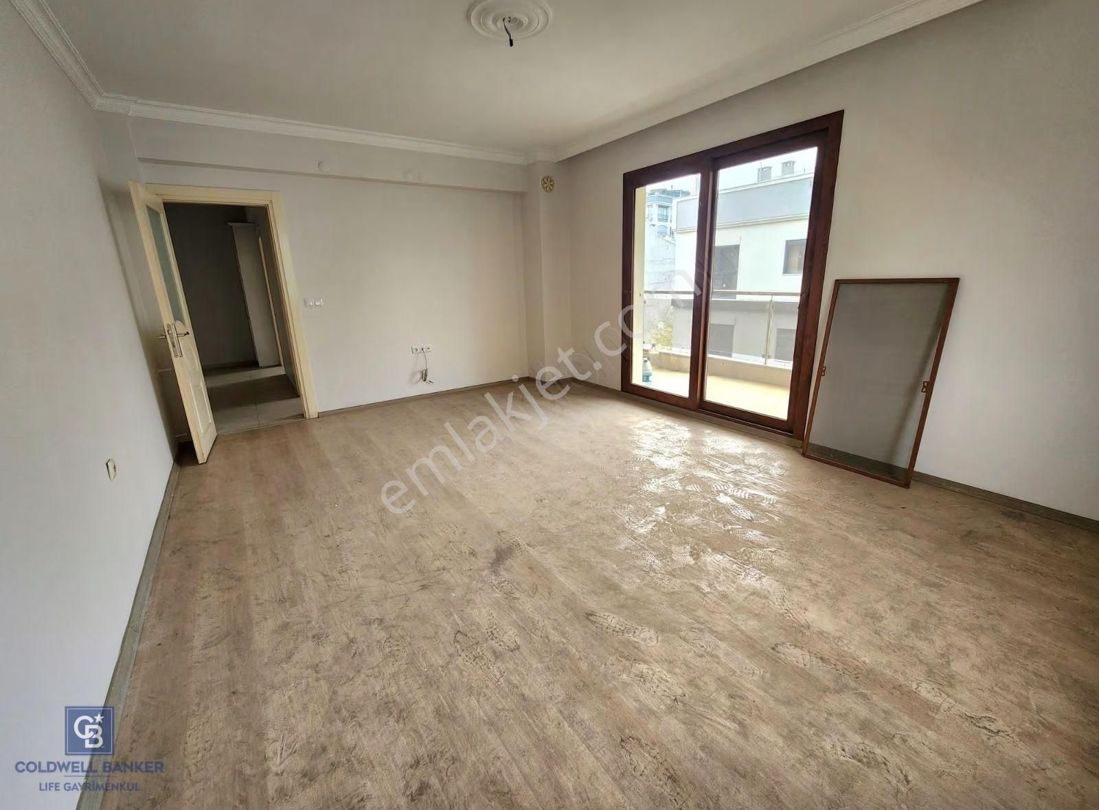 Karşıyaka İmbatlı Mahallesin De Satlık 3+1 Daire - Görsel 8