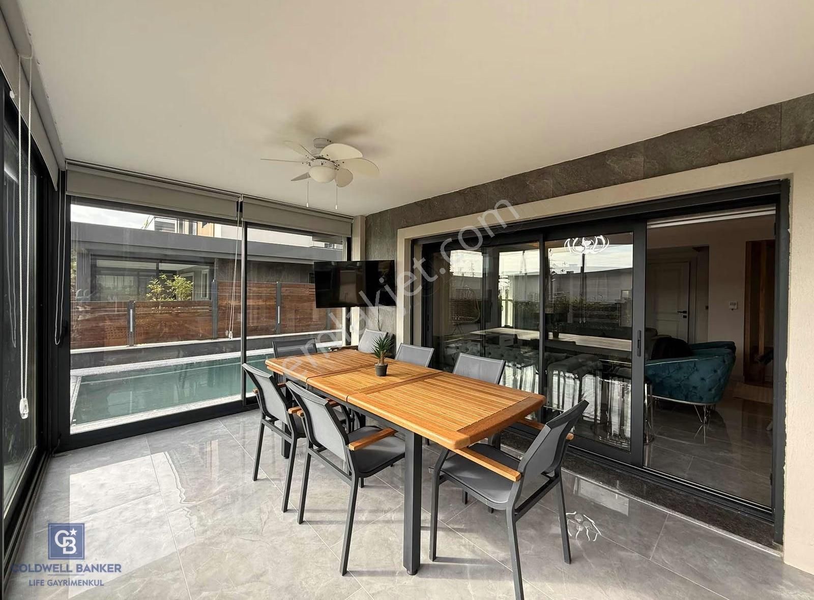 Ramsa Port Çandarlı'da 3+1 Müstakil Havuzlu Satılık Villa - Görsel 23