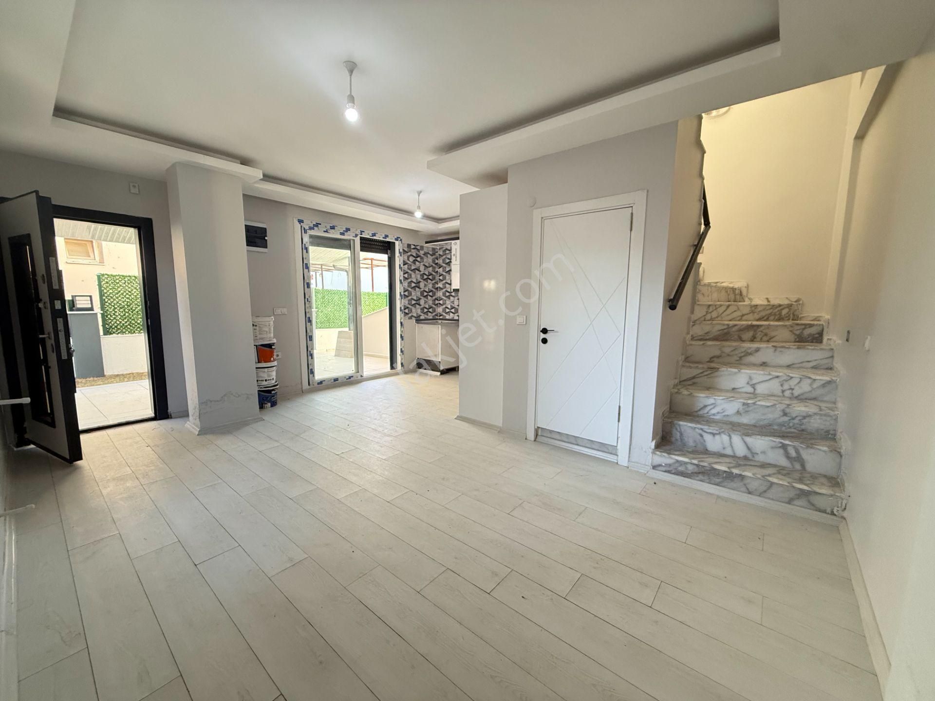 Seferihisar Payamlı'da Satılık 2+1 Sıfır Bahçeli Dublex Yazlık - Görsel 9