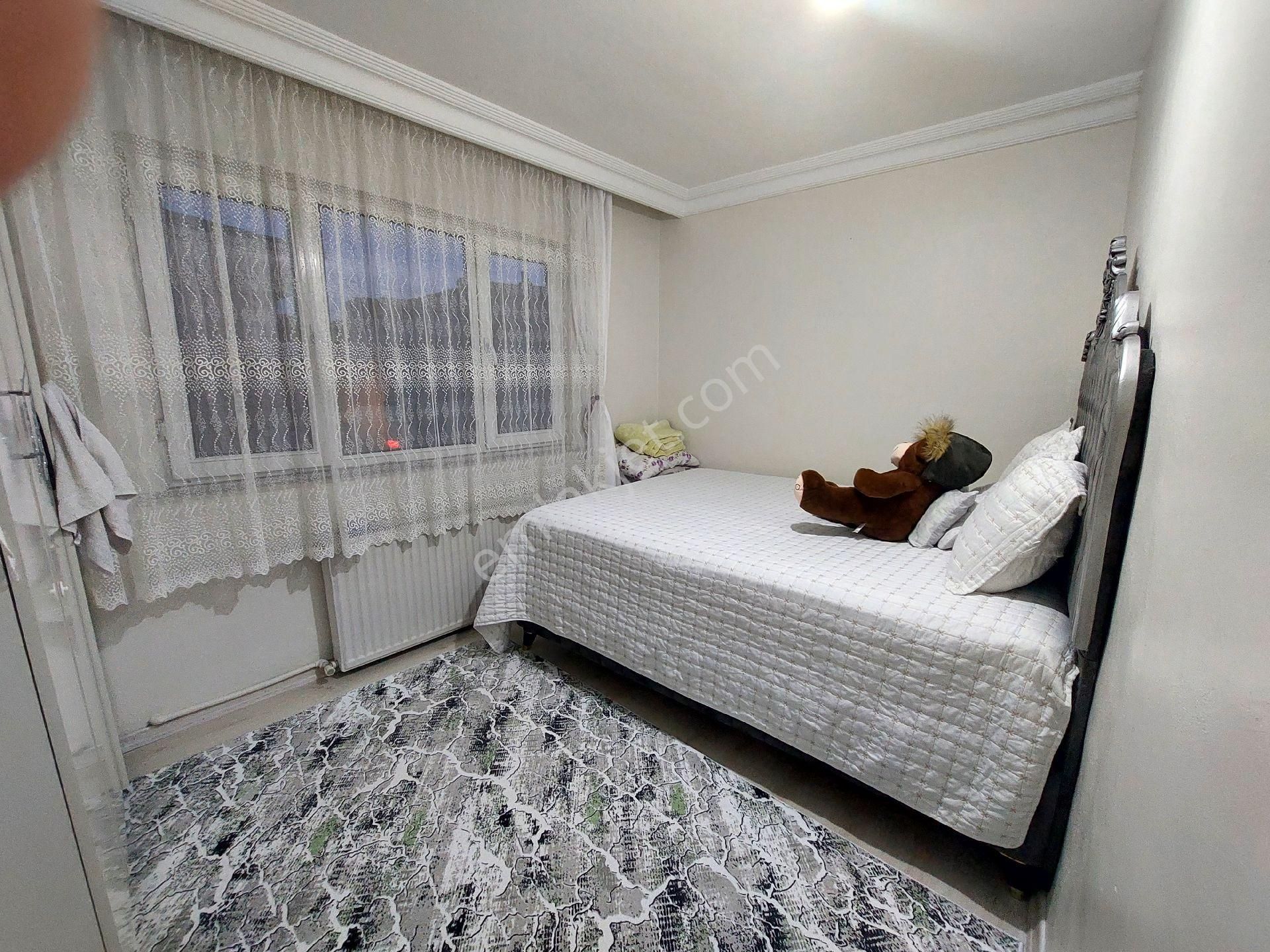 Gaziosmanpaşa Küçükköy Beşyol De Satılık Daire 3.kat 3+1 1 - Görsel 6