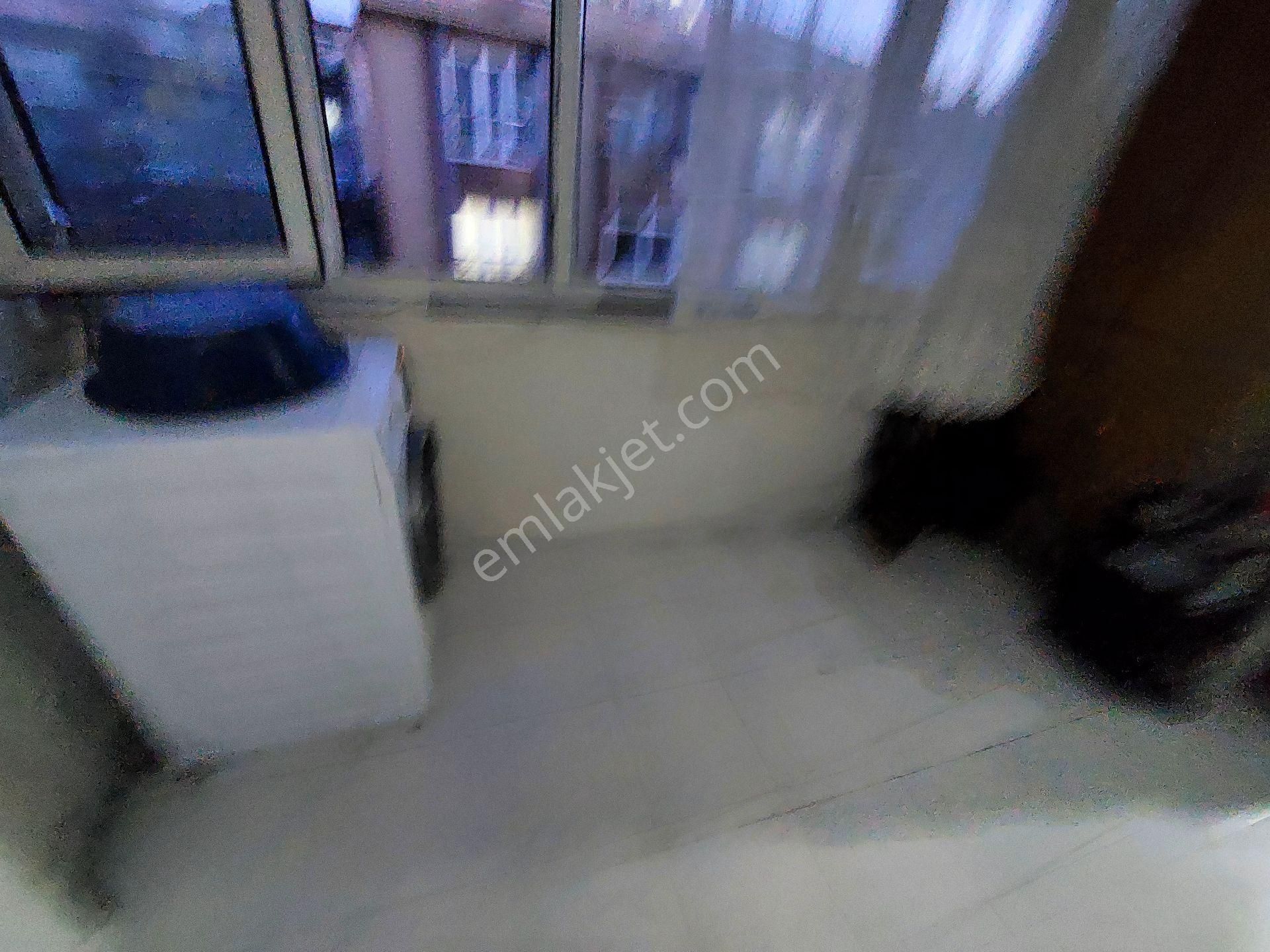 Gaziosmanpaşa Küçükköy Beşyol De Satılık Daire 3.kat 3+1 1 - Görsel 14