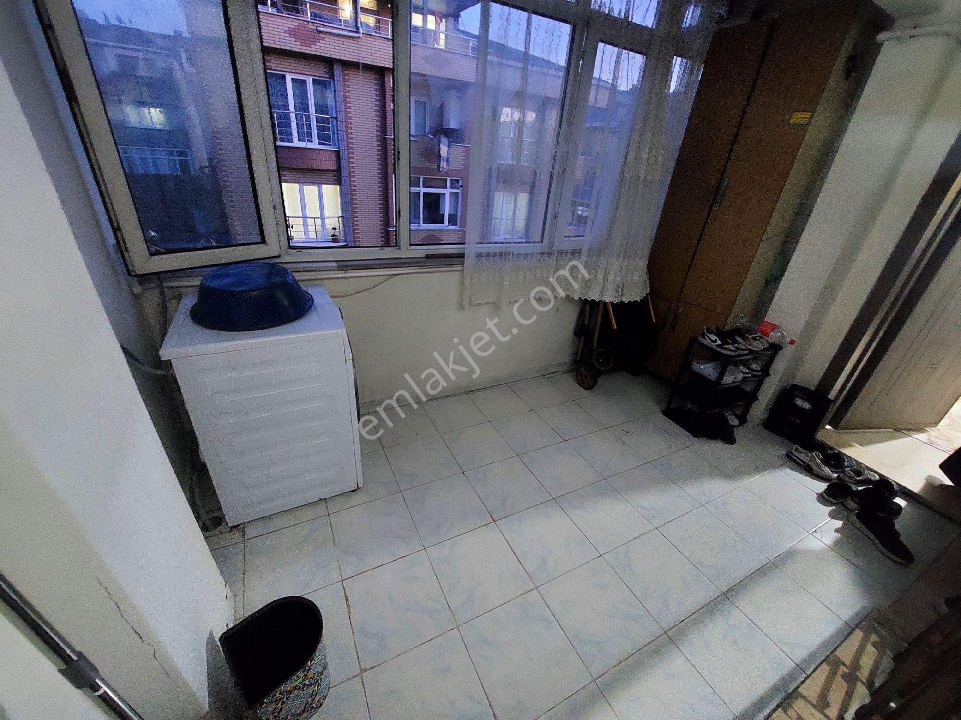 Gaziosmanpaşa Küçükköy Beşyol De Satılık Daire 3.kat 3+1 1 - Görsel 13