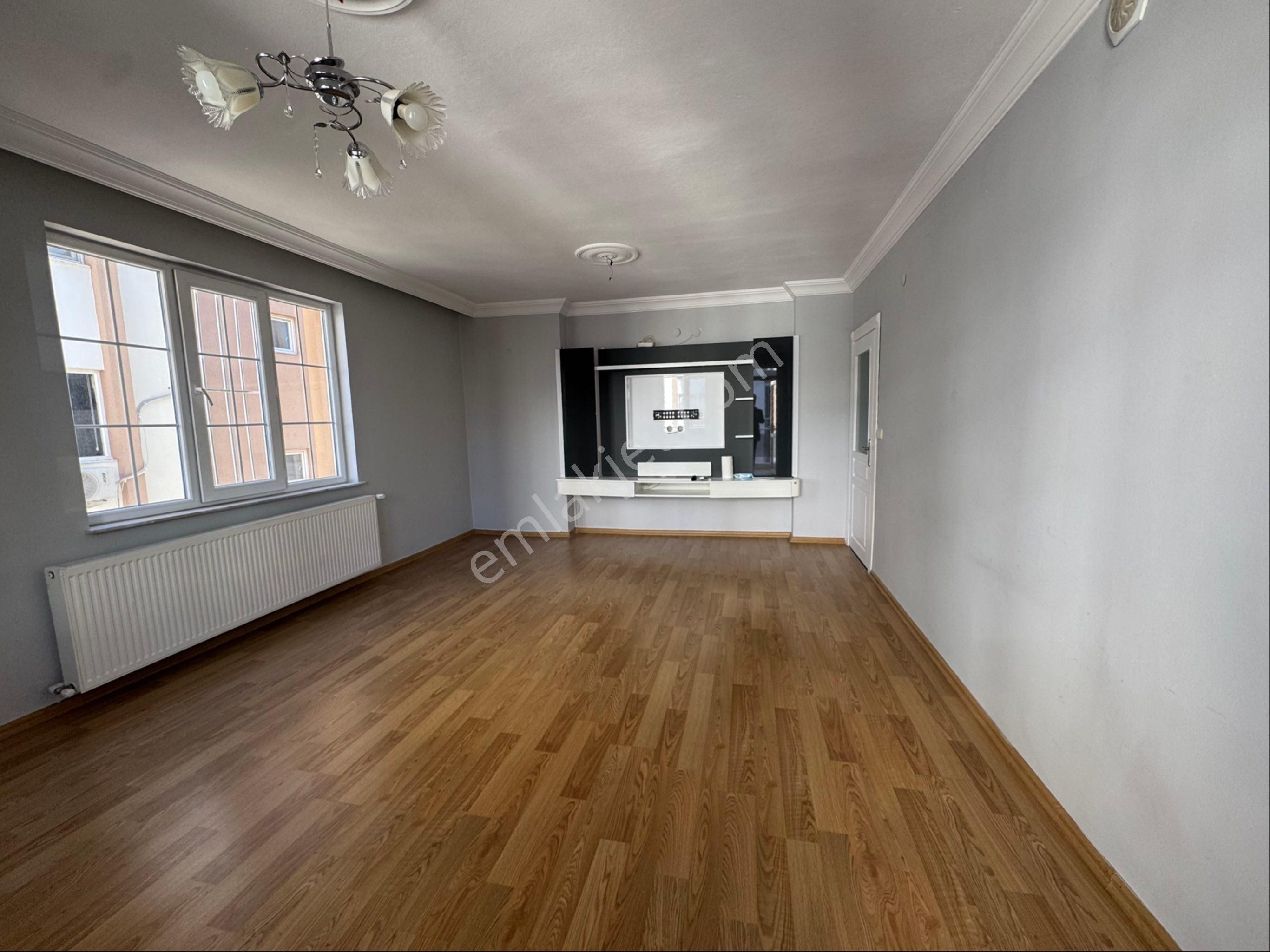 A K Mutludan Kızılarık Gebizlide Nezih Sitede Kombili 2+1 Daire - Görsel 14