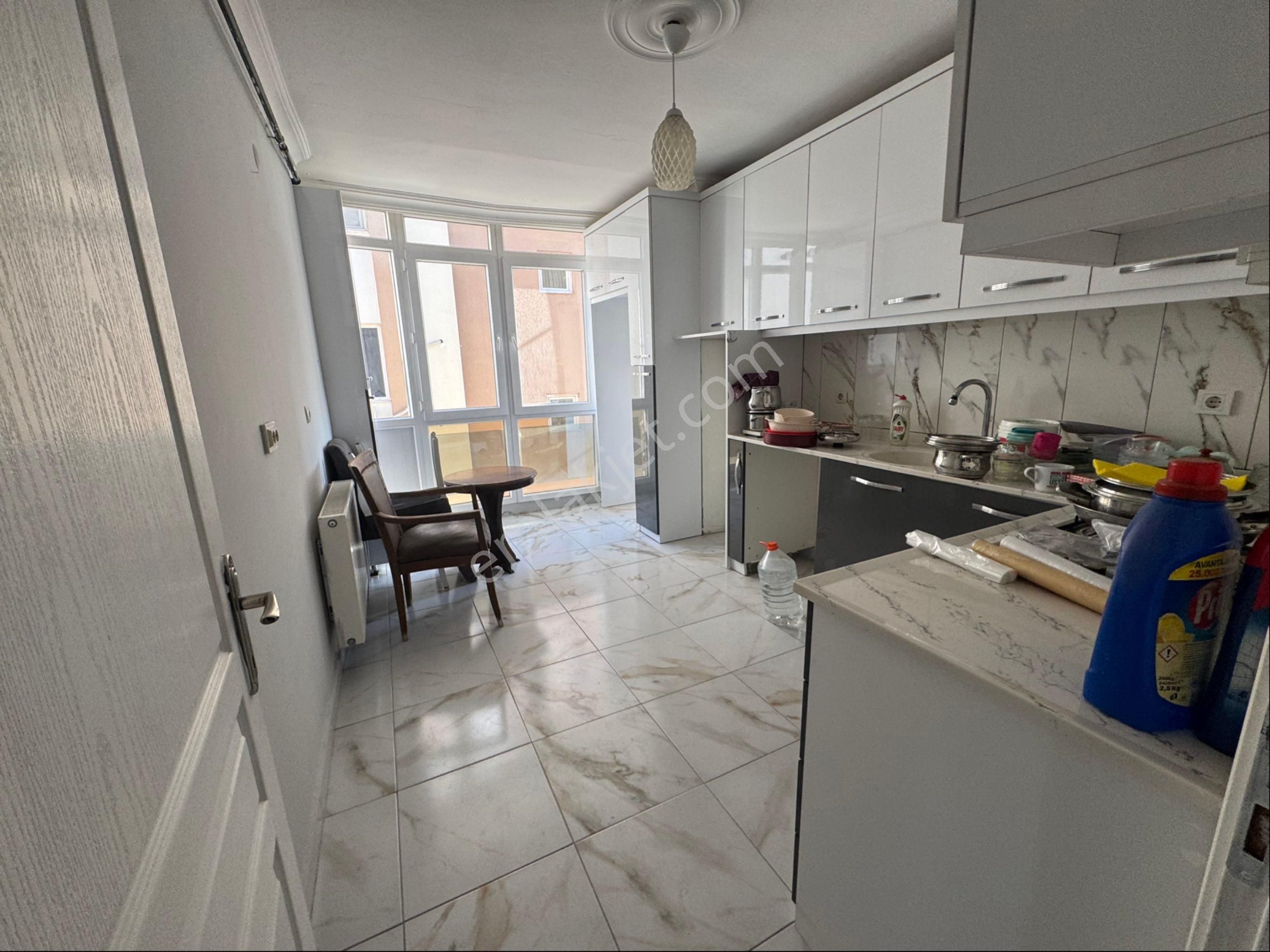 A K Mutludan Kızılarık Gebizlide Nezih Sitede Kombili 2+1 Daire - Görsel 6