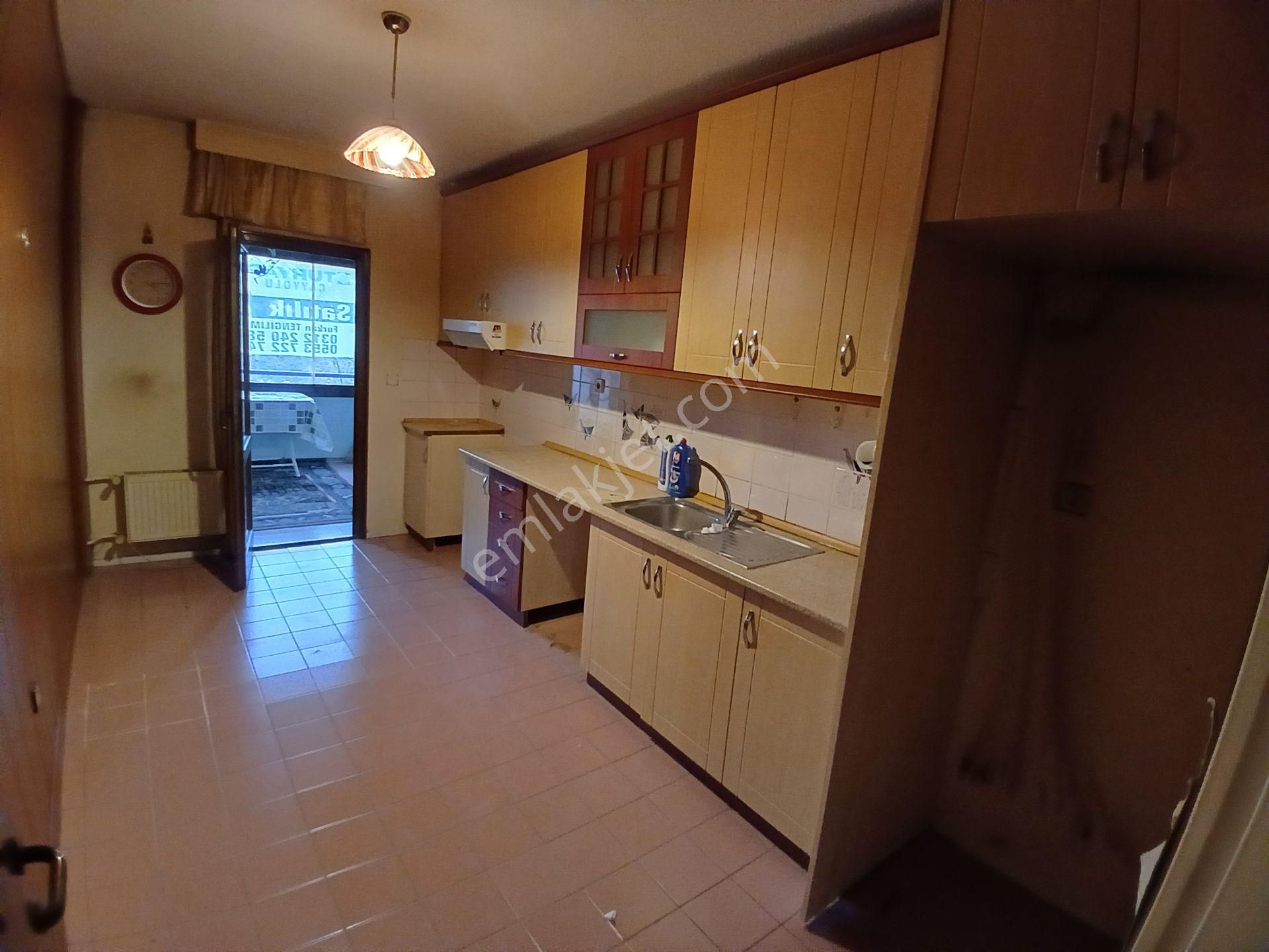 Konutkent 2 Sitesinde Ara Kat 3+1 Satılık Daire