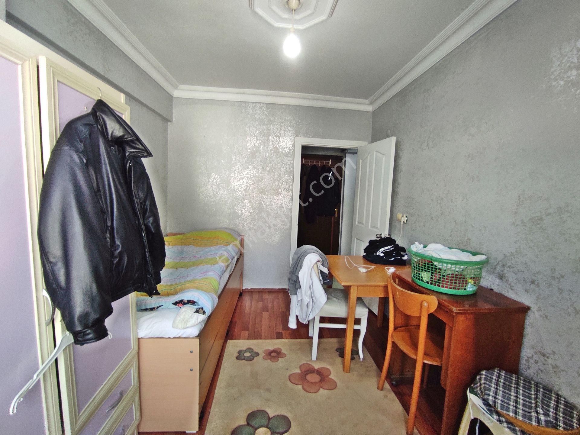 Bahçelievler Cumhuriyet Mah 85,m2-2+1-4,kat Daire - Görsel 24