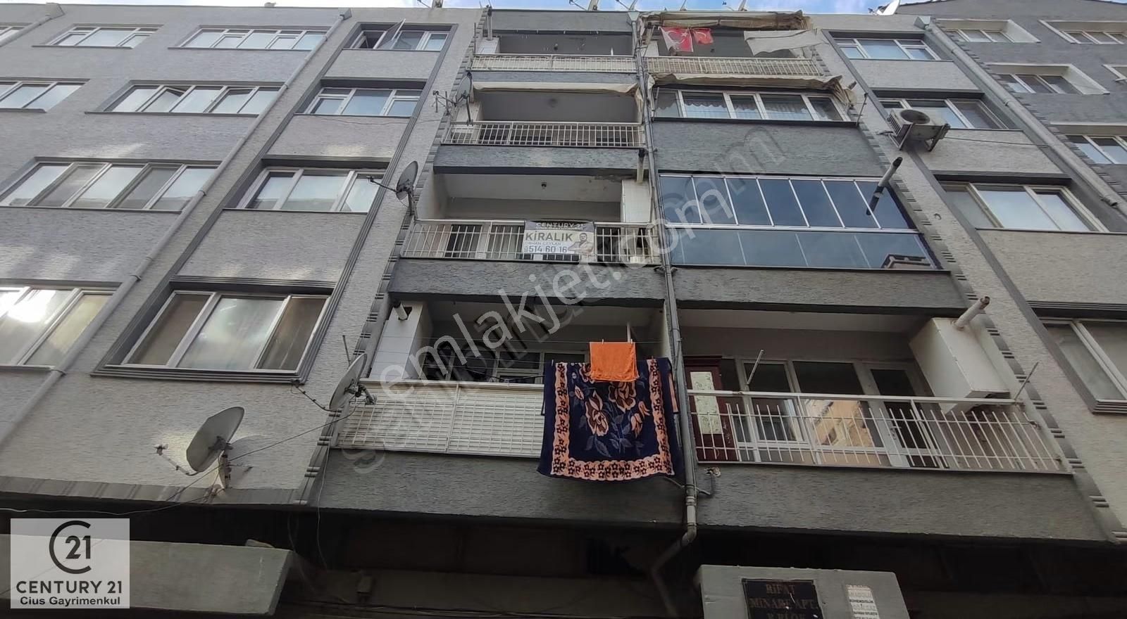 C21 Cius; Şehrin Merkezinde Ara Kat Eşyalı Satılık Daire