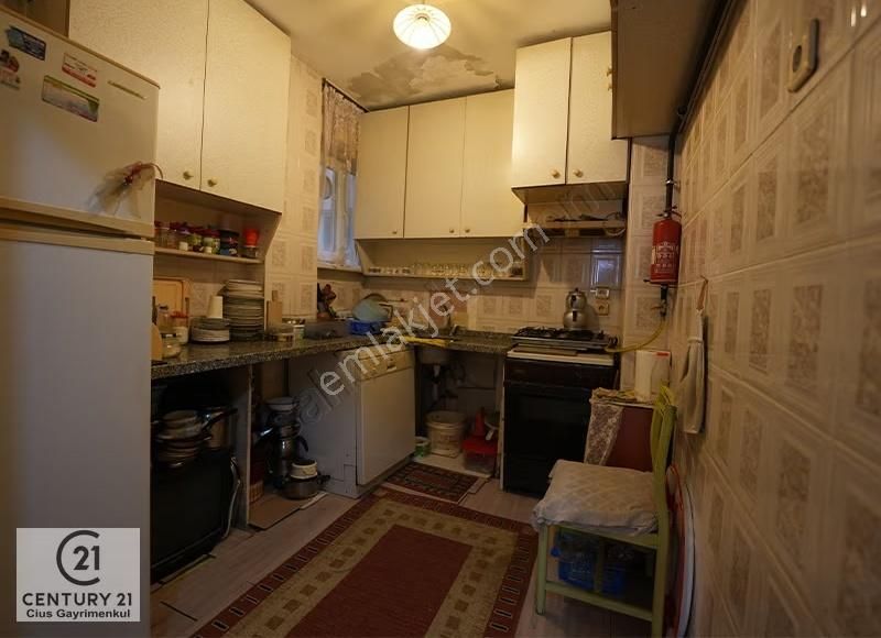 C21 Cius; Şehrin Merkezinde Ara Kat Eşyalı Satılık Daire - Görsel 2