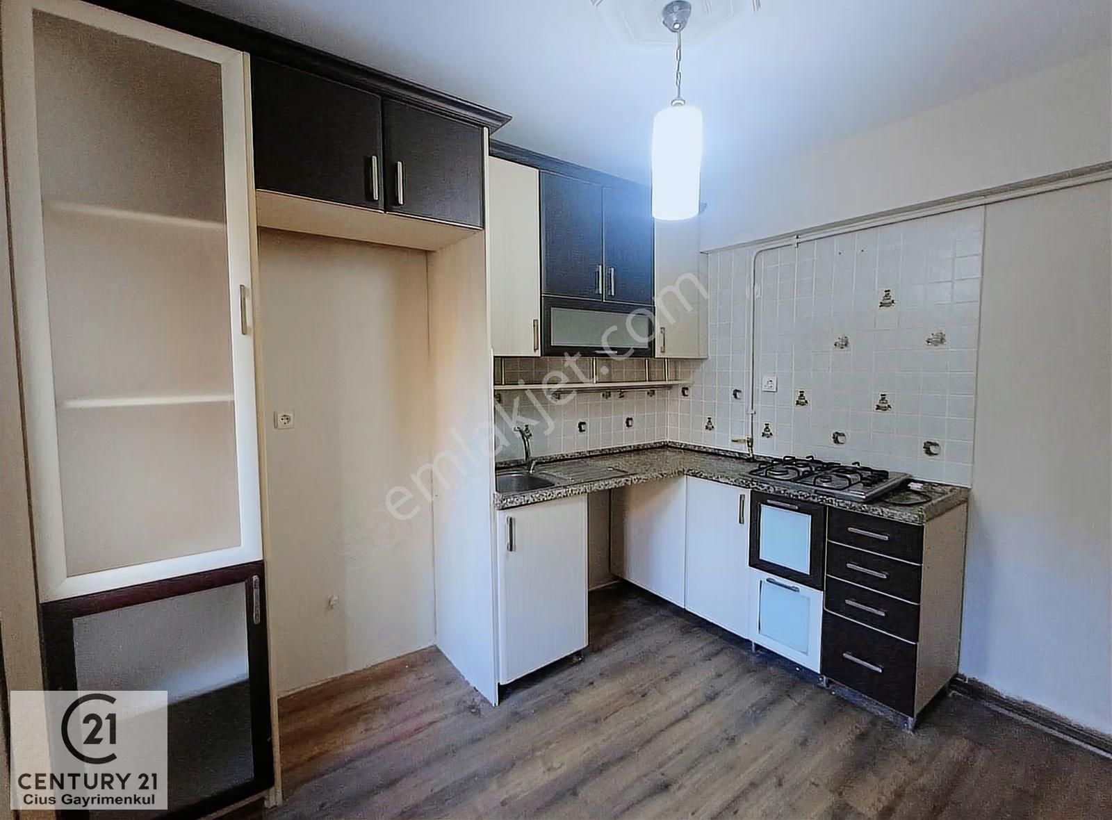 C21 Cius; Umurbey'de Kiralık Müstakil Tripleks Daire - Görsel 5