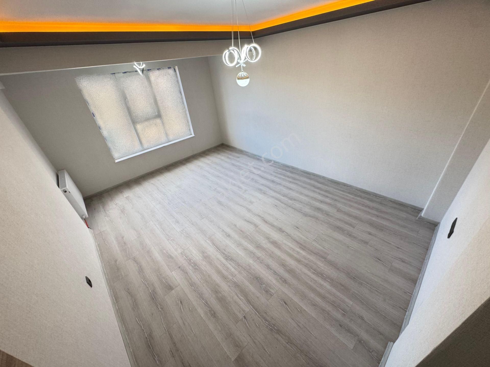 Fevzi Çakmak Mhde 2+1 Kat Konumunda Geniş Balkonlu Satılık Daire - Görsel 7