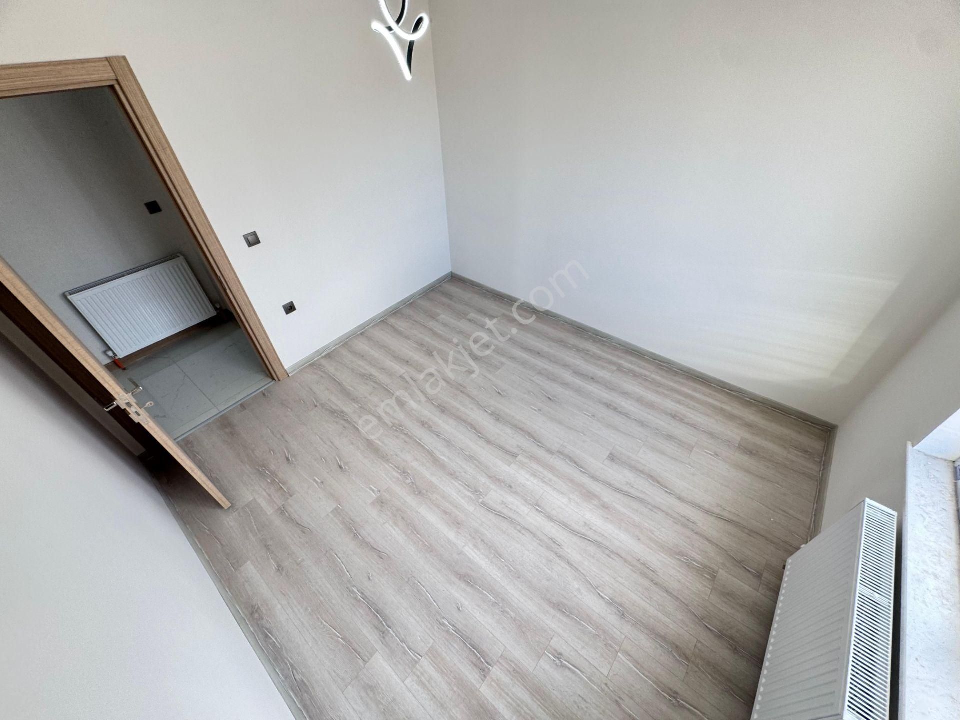 Fevzi Çakmak Mhde 2+1 Kat Konumunda Geniş Balkonlu Satılık Daire - Görsel 19