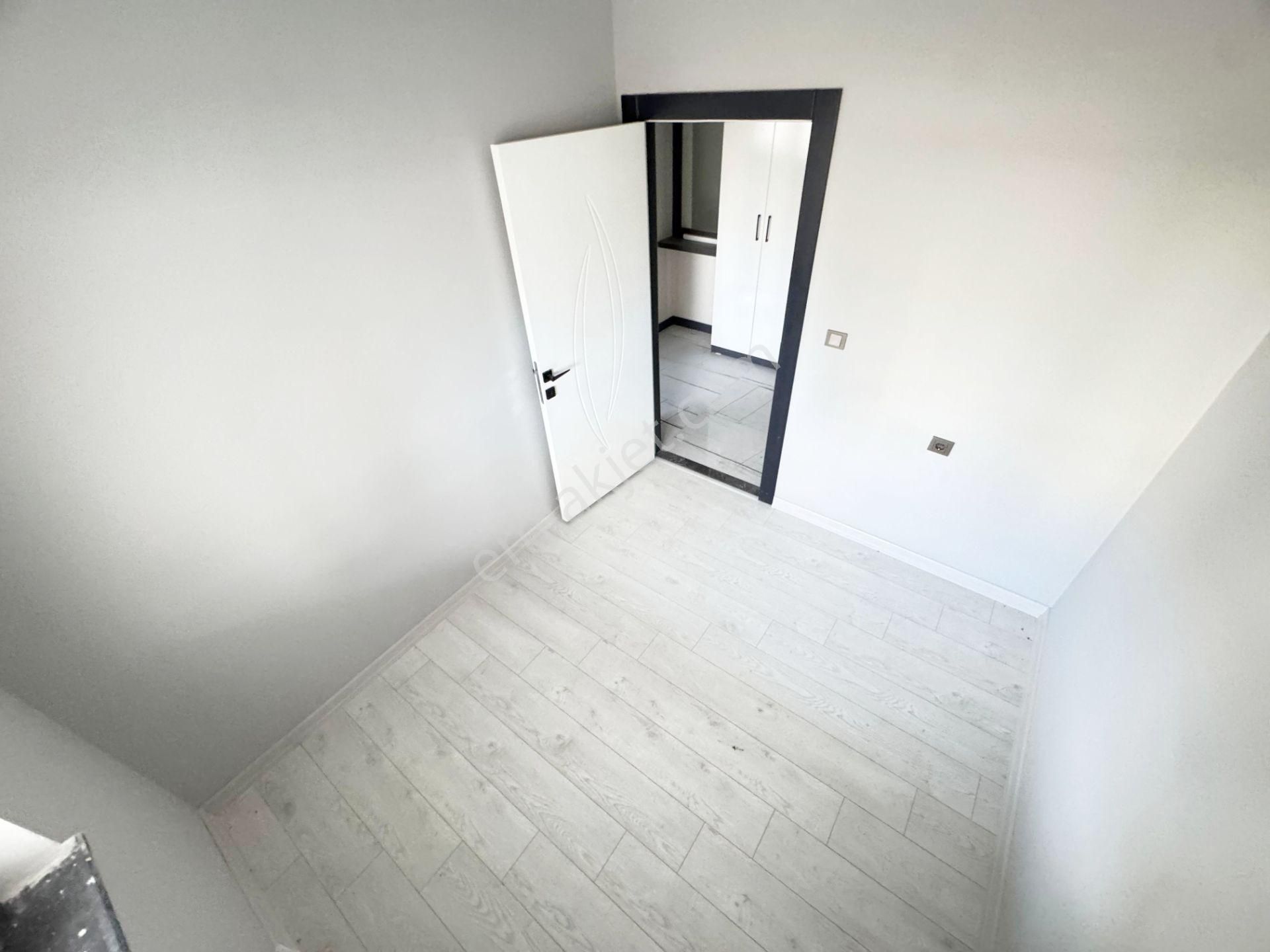 Yenikent M.kemal Mh.de 3+1 Girişte Okullar Bölgesinde Satılık Daire - Görsel 19