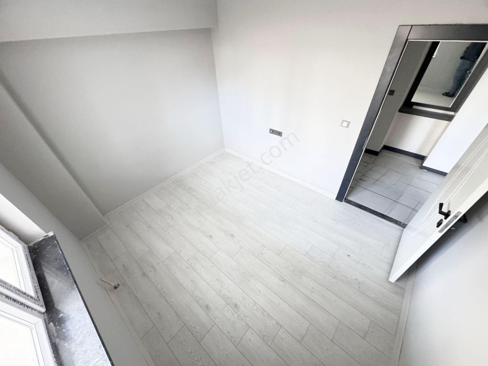 Yenikent M.kemal Mh.de 3+1 Girişte Okullar Bölgesinde Satılık Daire - Görsel 21