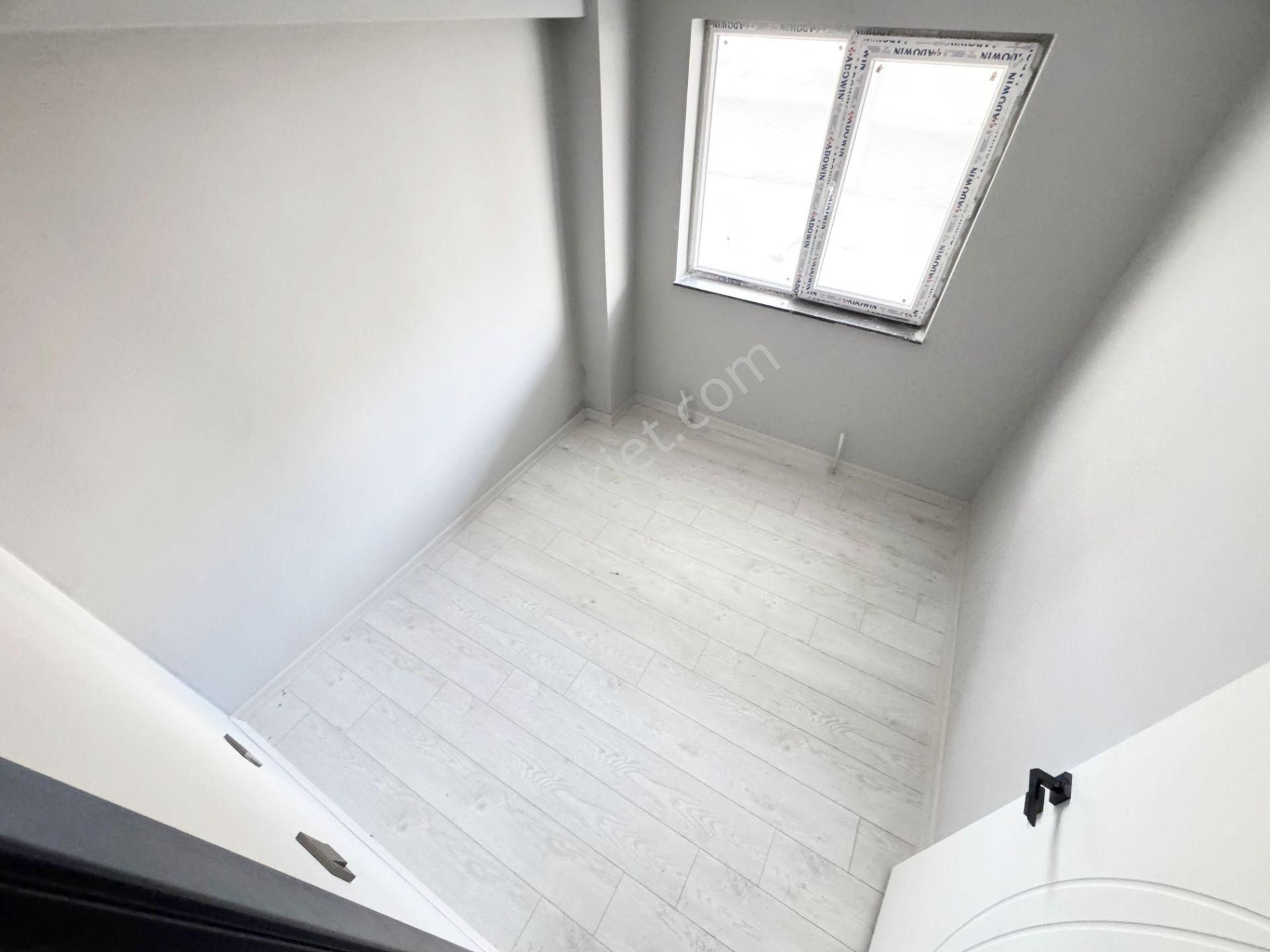 Yenikent M.kemal Mh.de 3+1 Girişte Okullar Bölgesinde Satılık Daire - Görsel 16