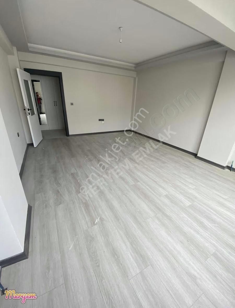 Meryem Emlaktan Bostancık Caddesi Dibinde 3+1 Satılık Daire - Görsel 10