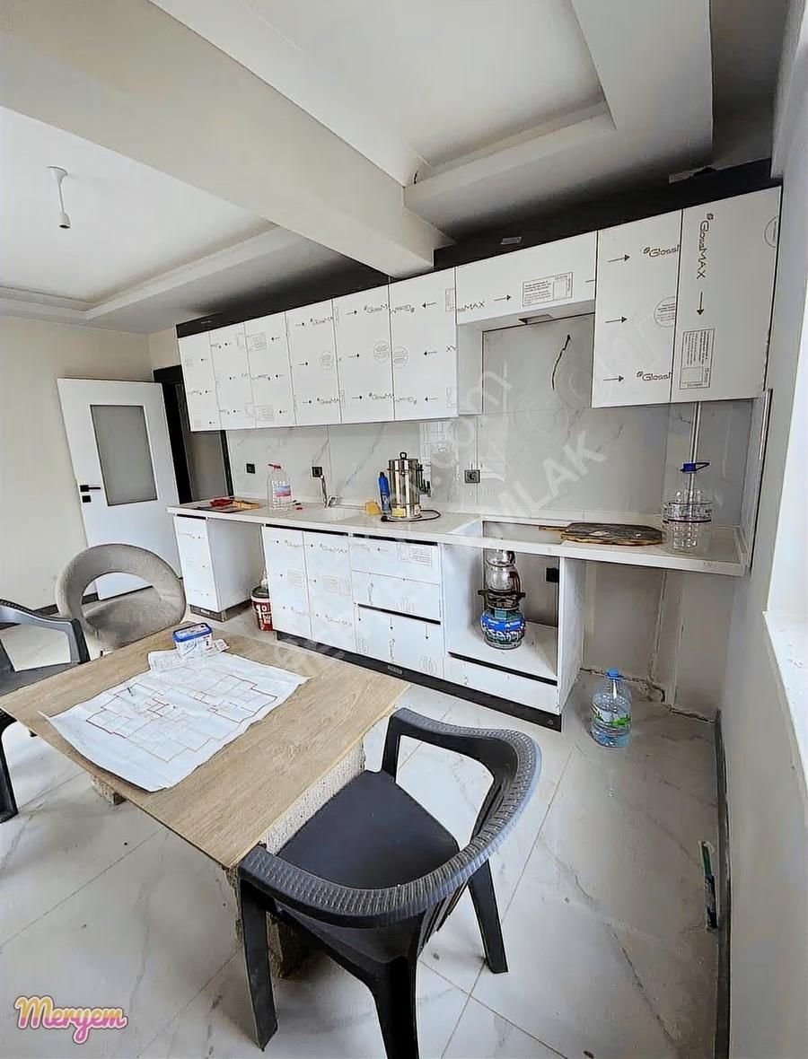 Meryem Emlaktan Bostancık Caddesi Dibinde 3+1 Satılık Daire - Görsel 13