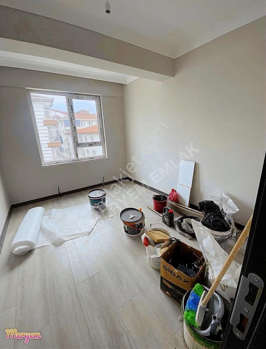 Meryem Emlaktan Bostancık Caddesi Dibinde 3+1 Satılık Daire - Görsel 16