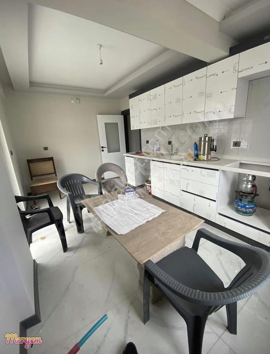 Meryem Emlaktan Bostancık Caddesi Dibinde 3+1 Satılık Daire - Görsel 3