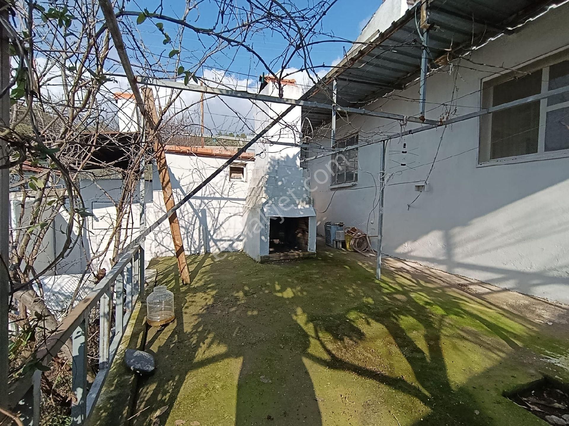 Torbalı Saipler Mahallesi'nde 235 M2 Arsa İçinde 2+1 Müstakil - Görsel 24