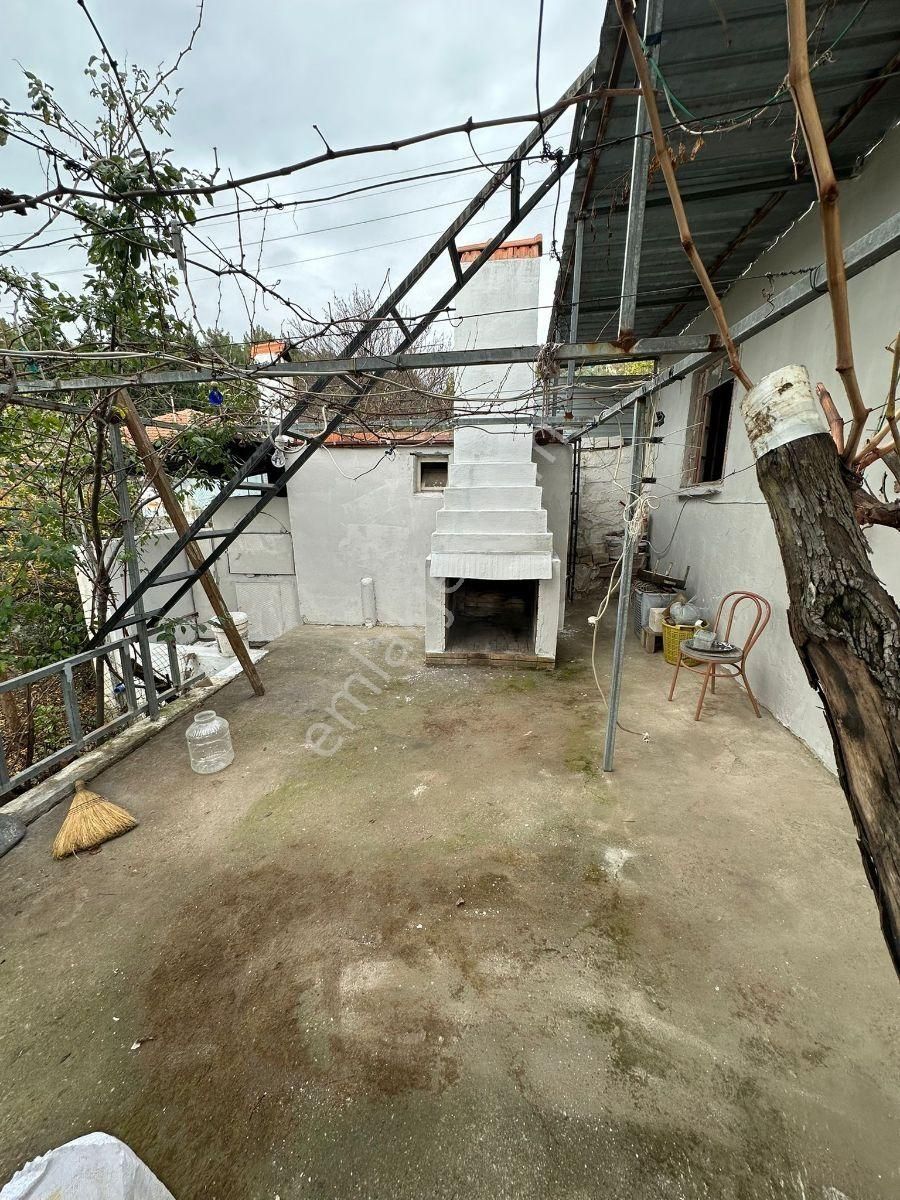 Torbalı Saipler Mahallesi'nde 235 M2 Arsa İçinde 2+1 Müstakil