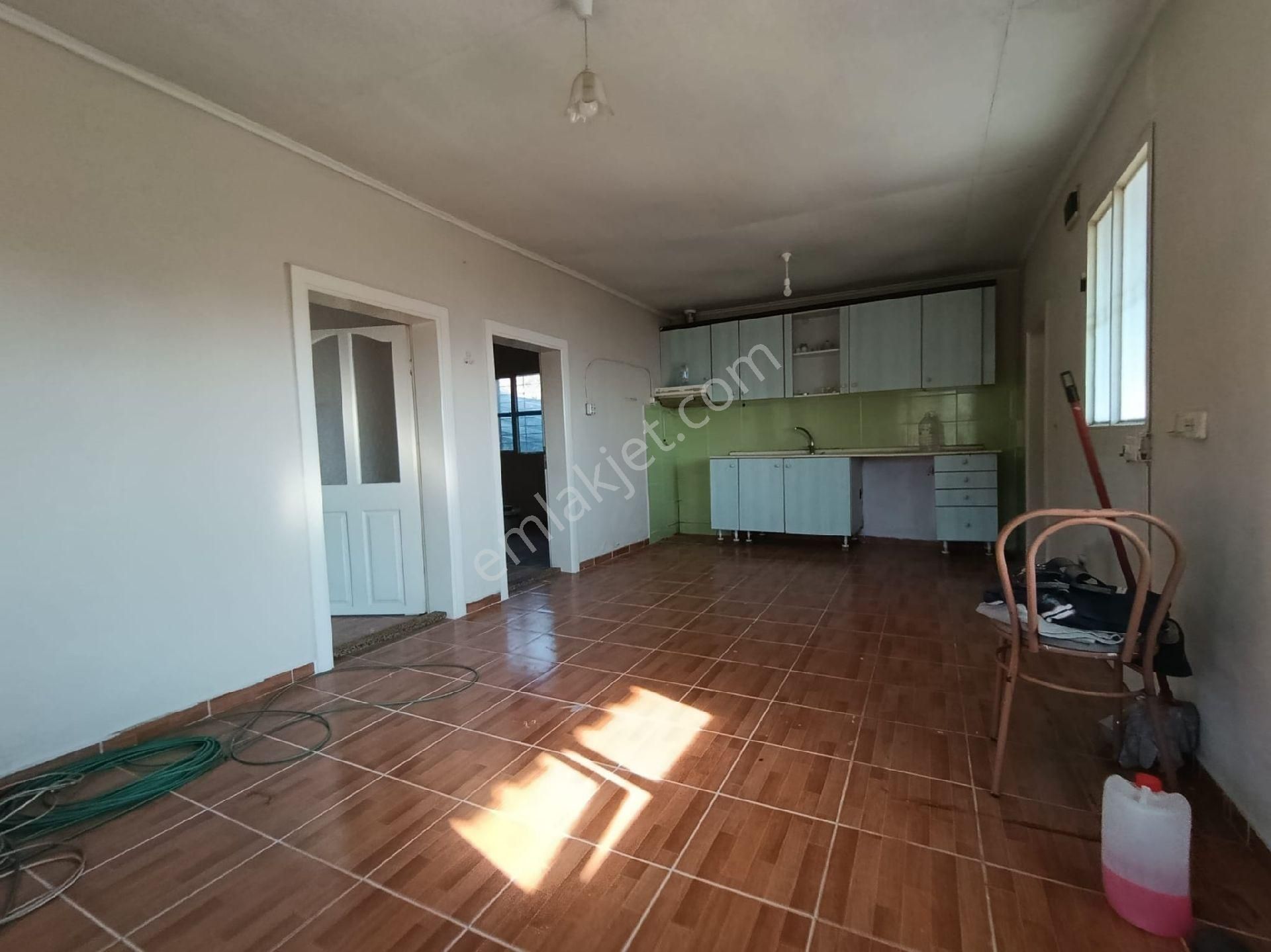 Torbalı Saipler Mahallesi'nde 235 M2 Arsa İçinde 2+1 Müstakil - Görsel 6