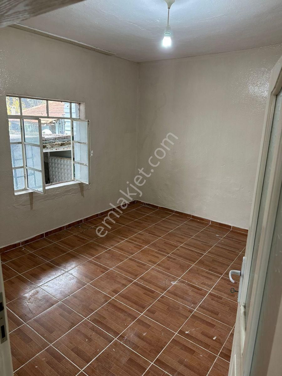 Torbalı Saipler Mahallesi'nde 235 M2 Arsa İçinde 2+1 Müstakil - Görsel 13